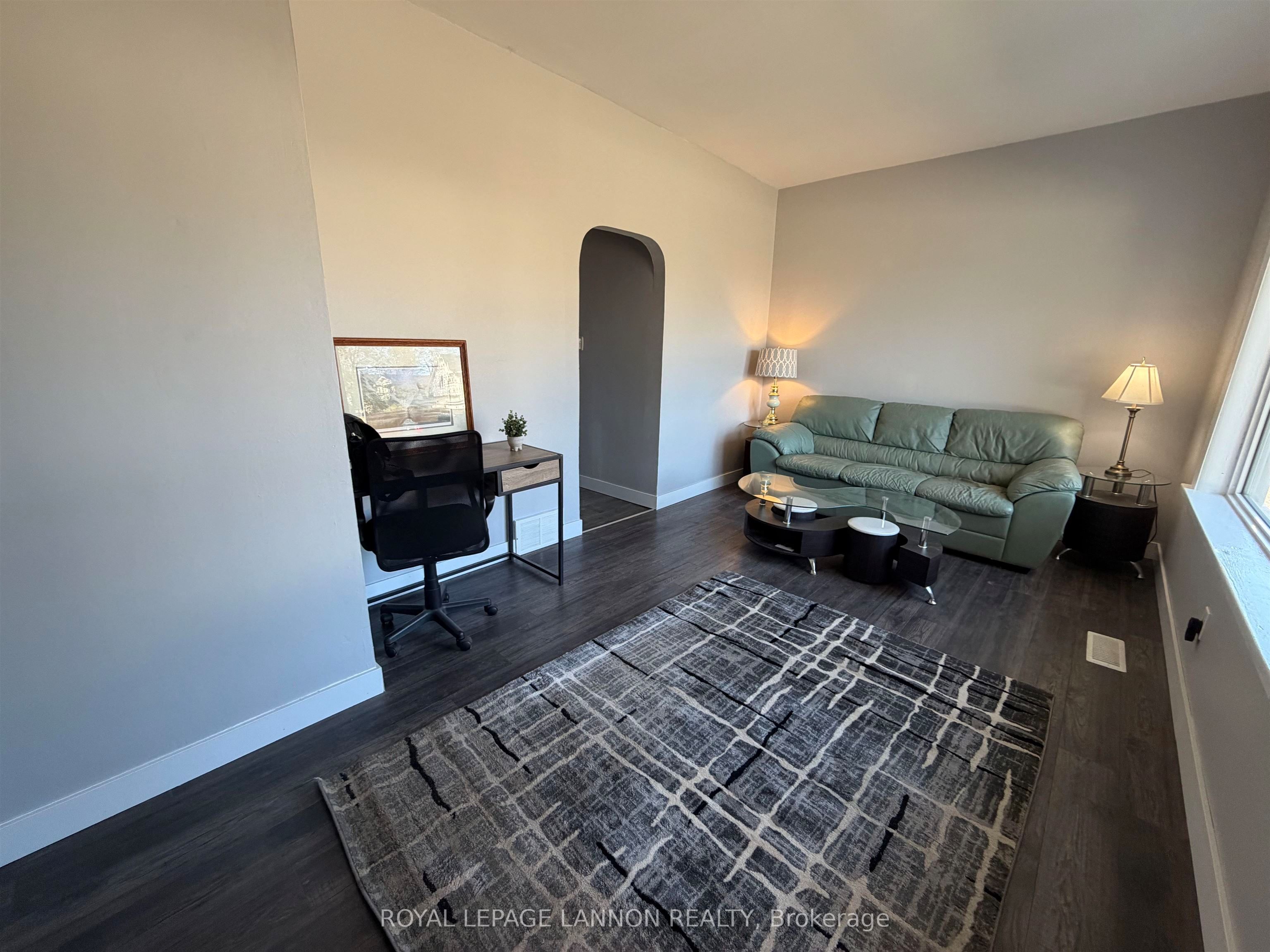 1113 Walsh Street, Thunder Bay, ON P7E 4V2 photo 3