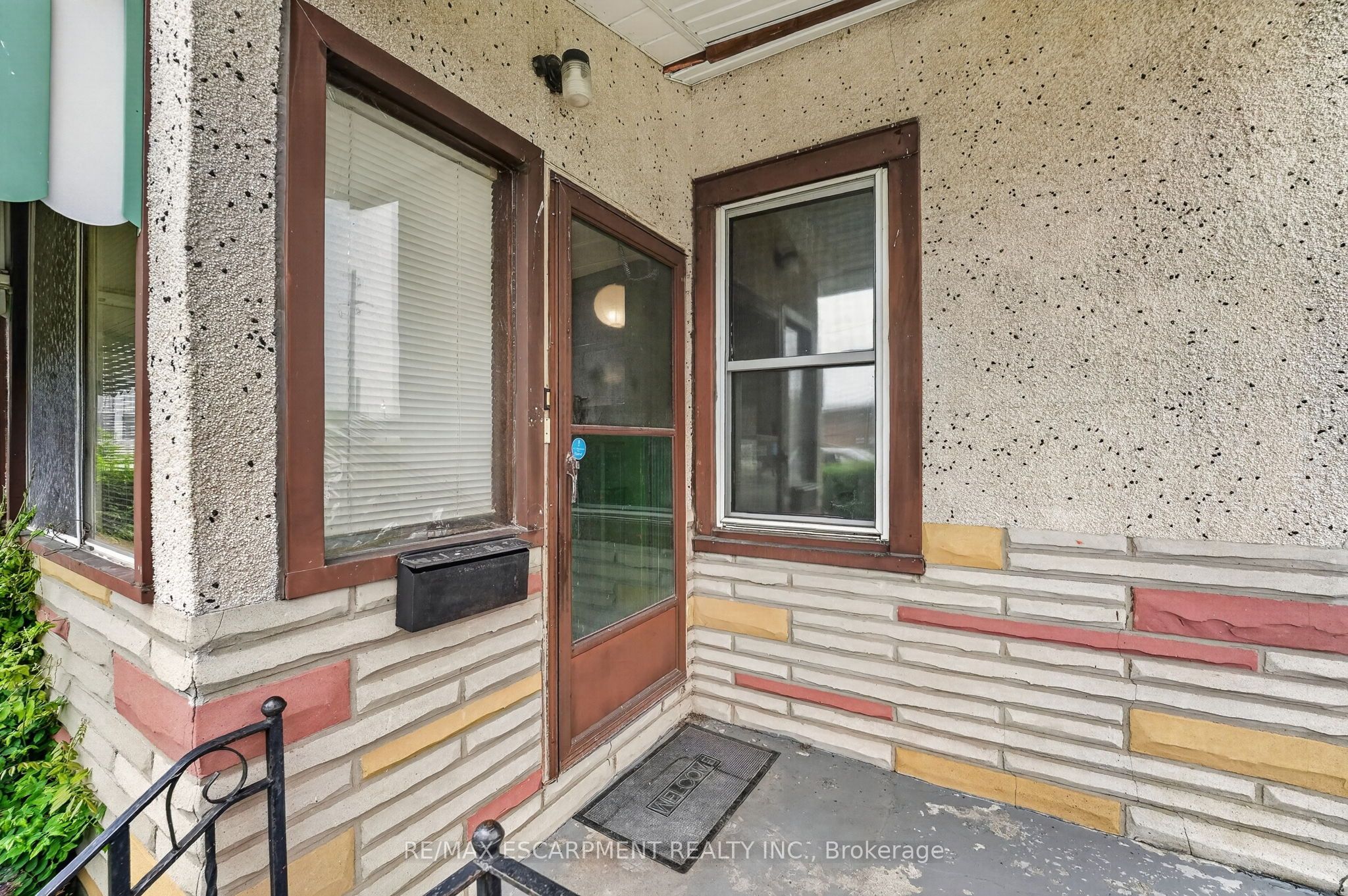 37 Page Street, St. Catharines, ON L2R 4A6 photo 2