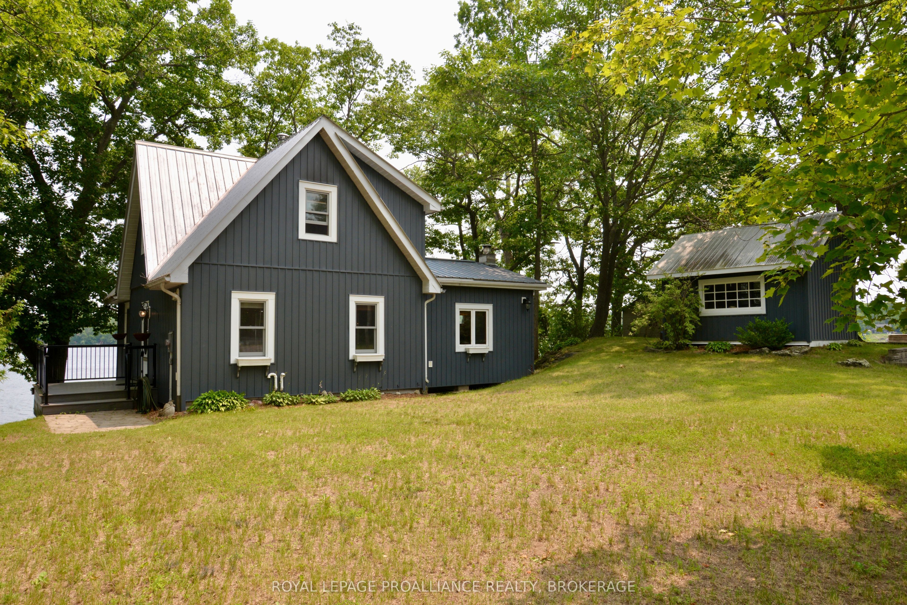 6079 Carleton Drive, Frontenac, ON K0H 2W0 photo 2