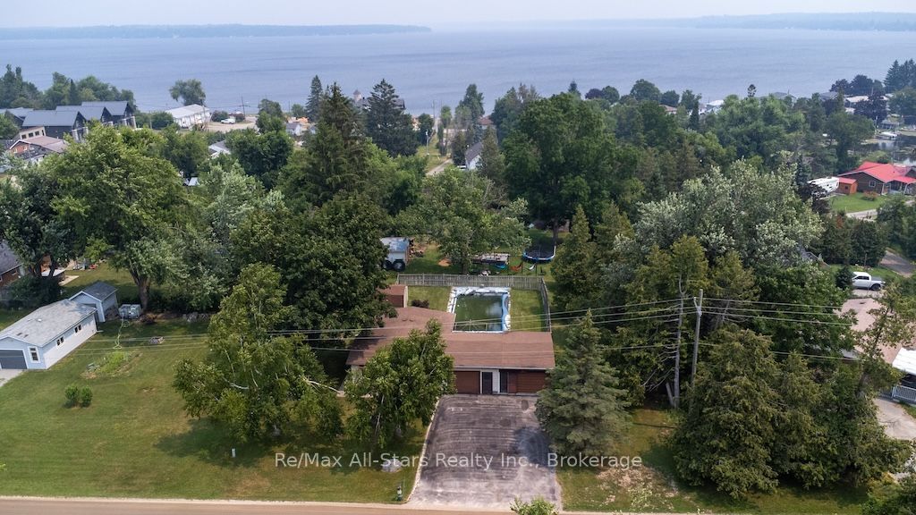 9 Jones Avenue, Kawartha Lakes, ON K0M 1G0 photo 2