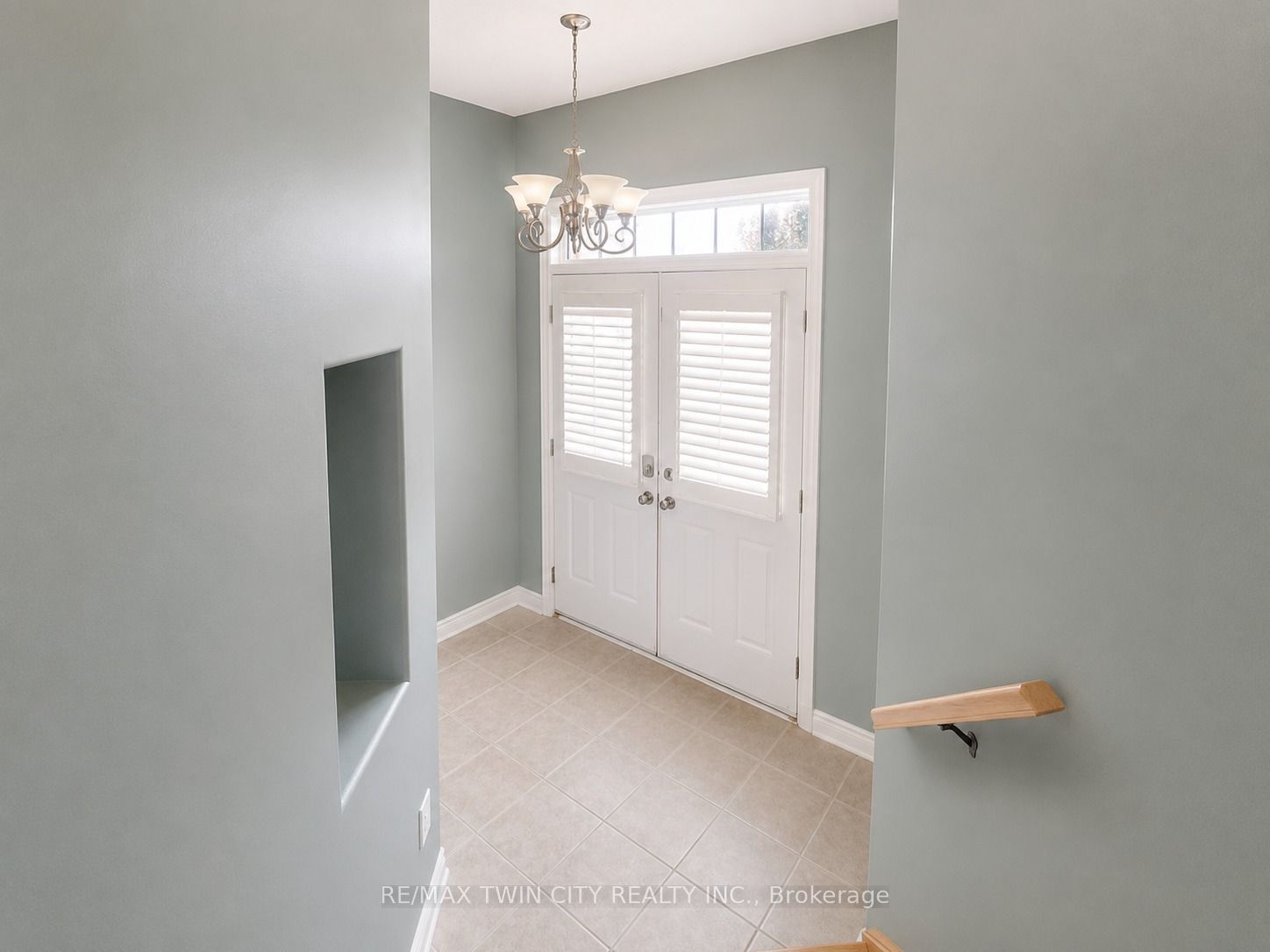 72 Newcastle Drive, Kitchener, ON N2R 1X2 photo 2