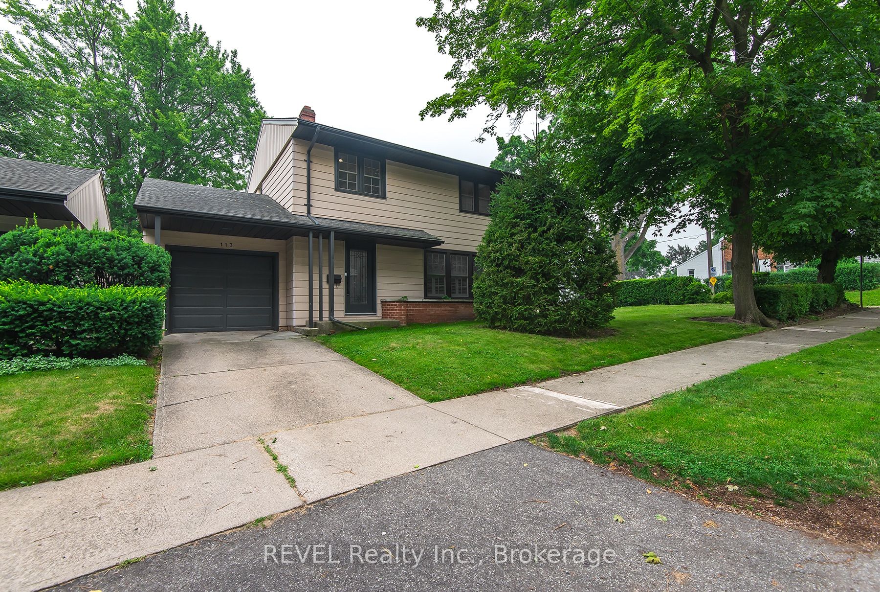 113 St. Paul Crescent, St. Catharines, ON L2S 1M7 photo 2