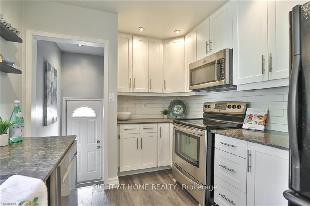 226 Bel Air Avenue, Hamilton, ON L8E 5K2 photo 5