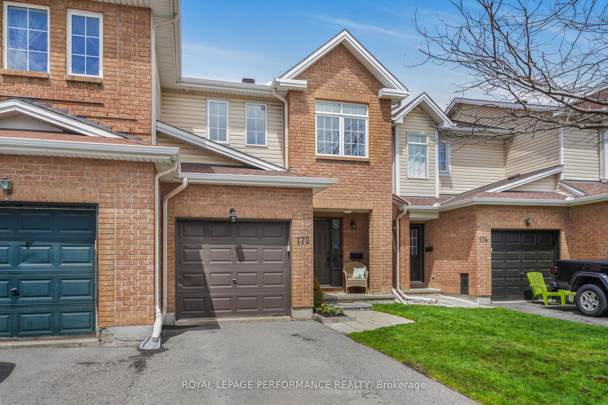 172 Colliston Crescent, Hunt Club - South Keys and Area, ON K1V 2J5 photo 2