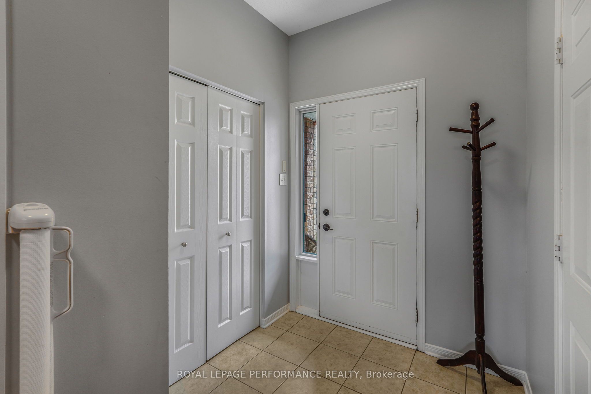 172 Colliston Crescent, Hunt Club - South Keys and Area, ON K1V 2J5 photo 4