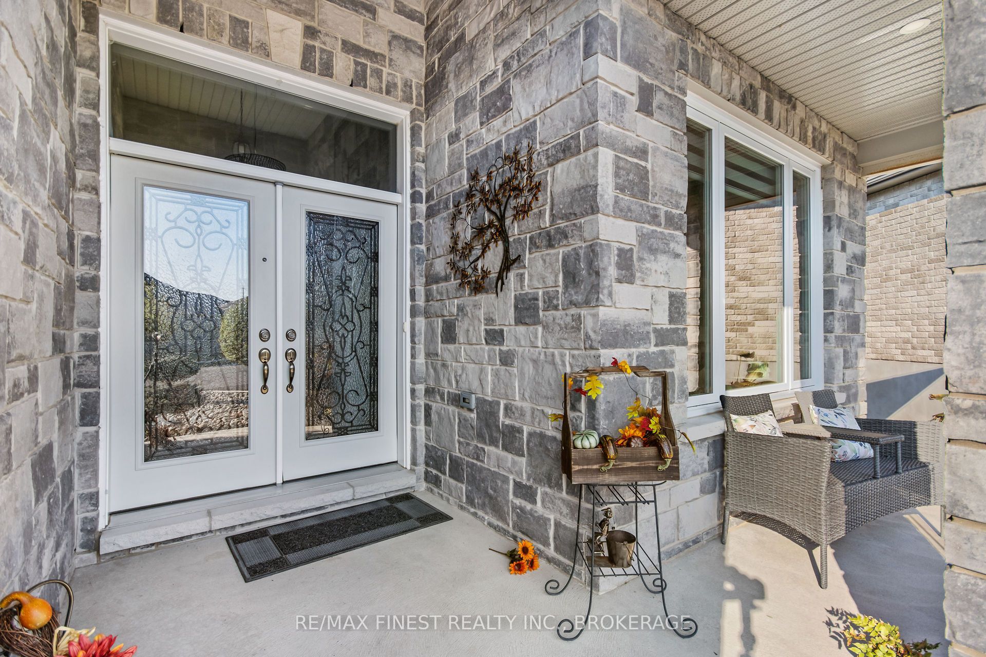 206 Pauline Tom Avenue, Kingston, ON K7K 0G1 photo 3
