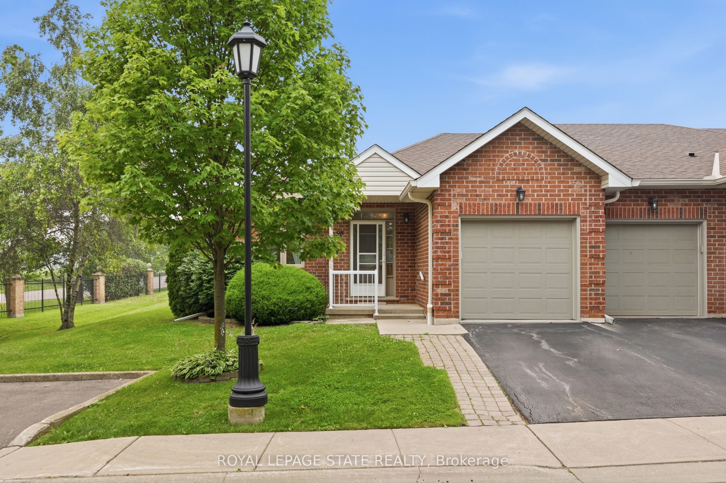 98 Sunibel Drive 74, Hamilton, ON L0R 1W0 photo 3
