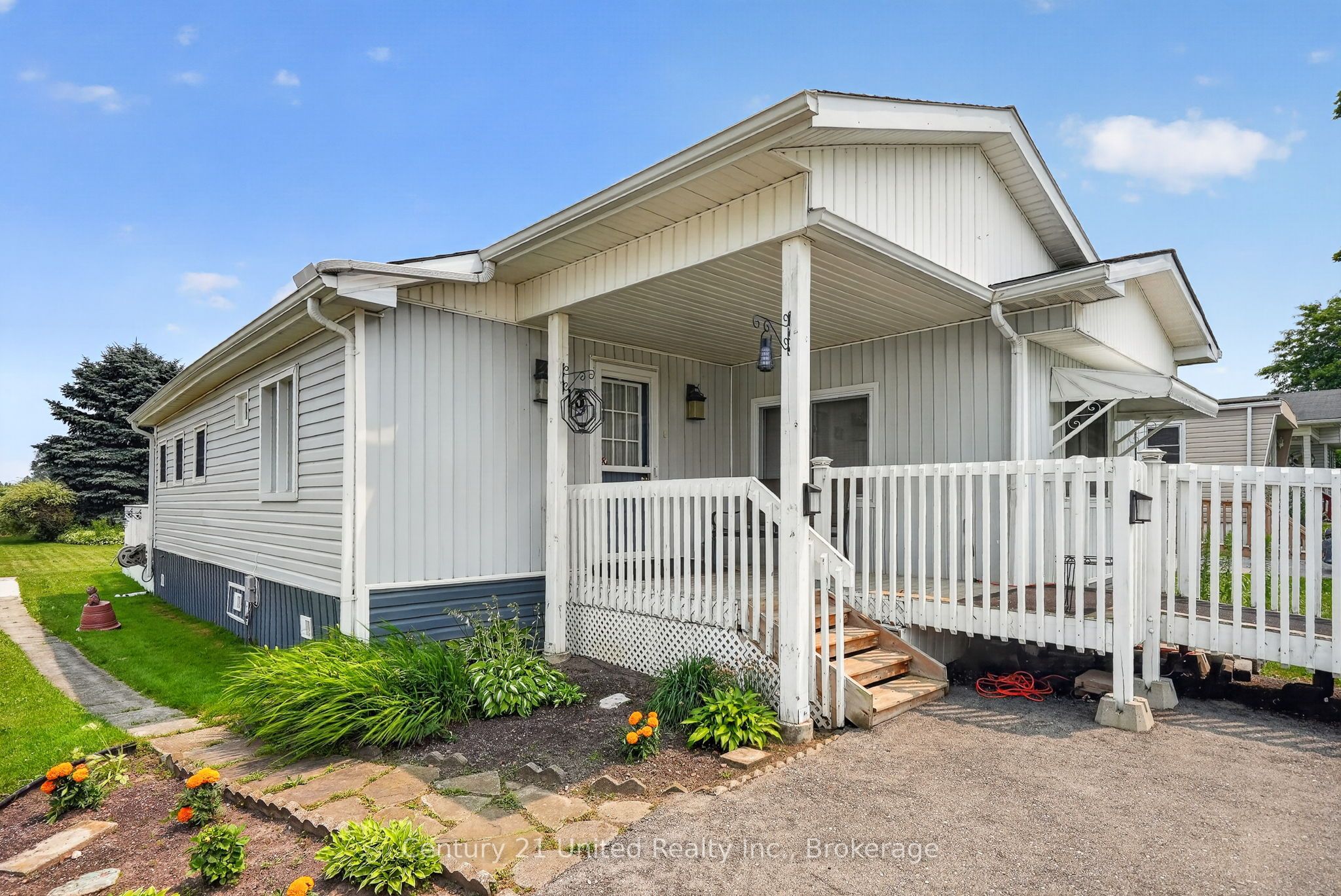 13 Hillview Drive, Hamilton Township, ON K9A 0X1 photo 3