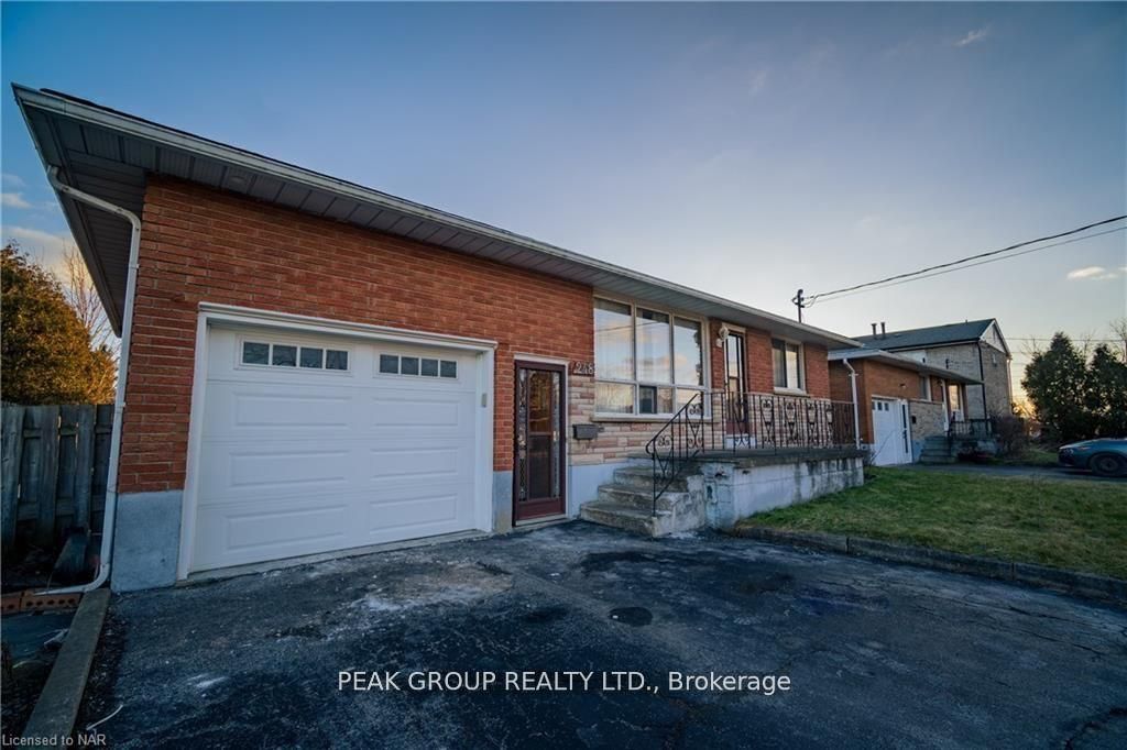 248 BERTIE Street LOWER, Fort Erie, ON L2A 1Z6 photo 2