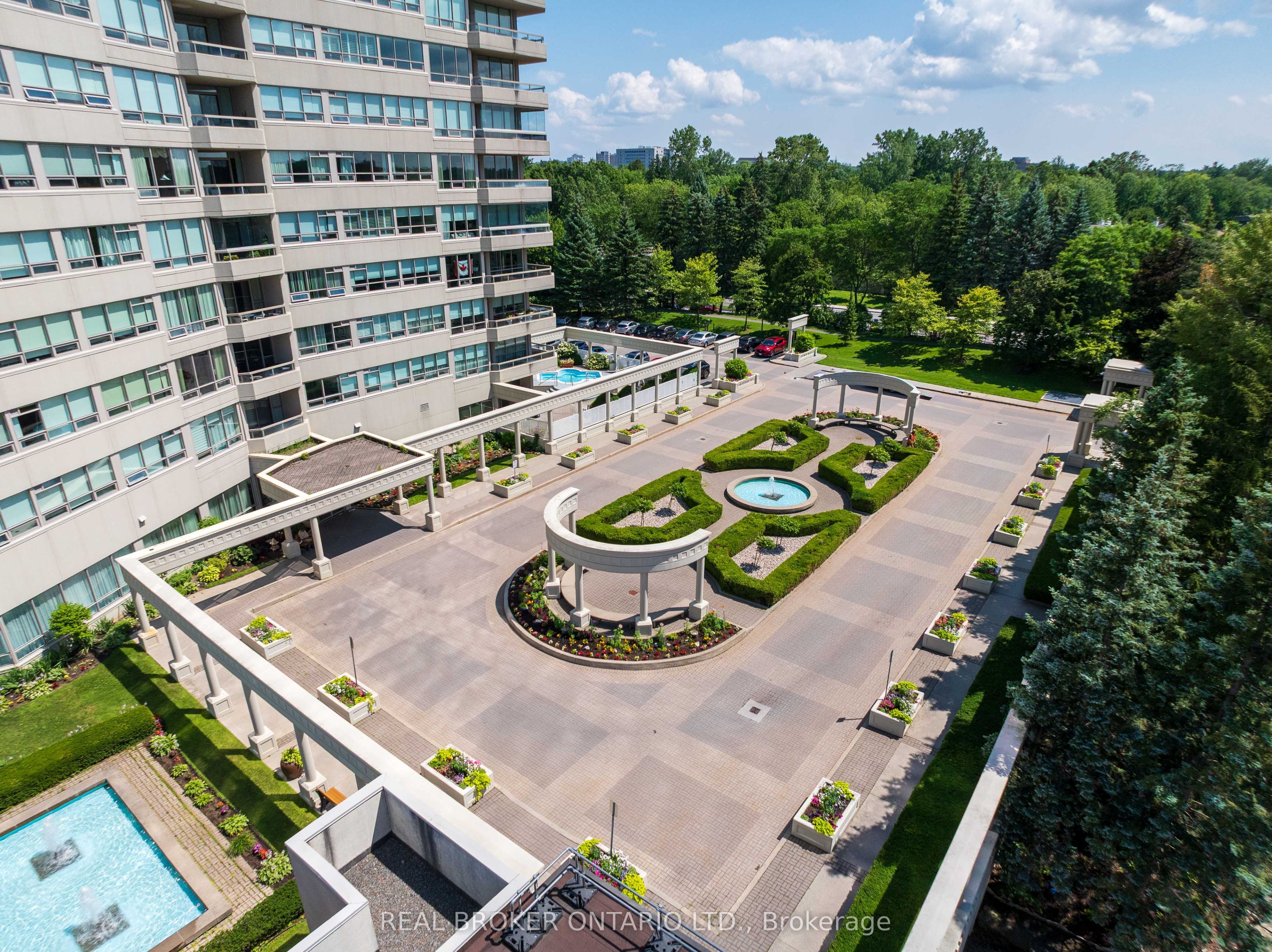 1480 Riverside Drive 806, Alta Vista and Area, ON K1G 5H2 photo 2