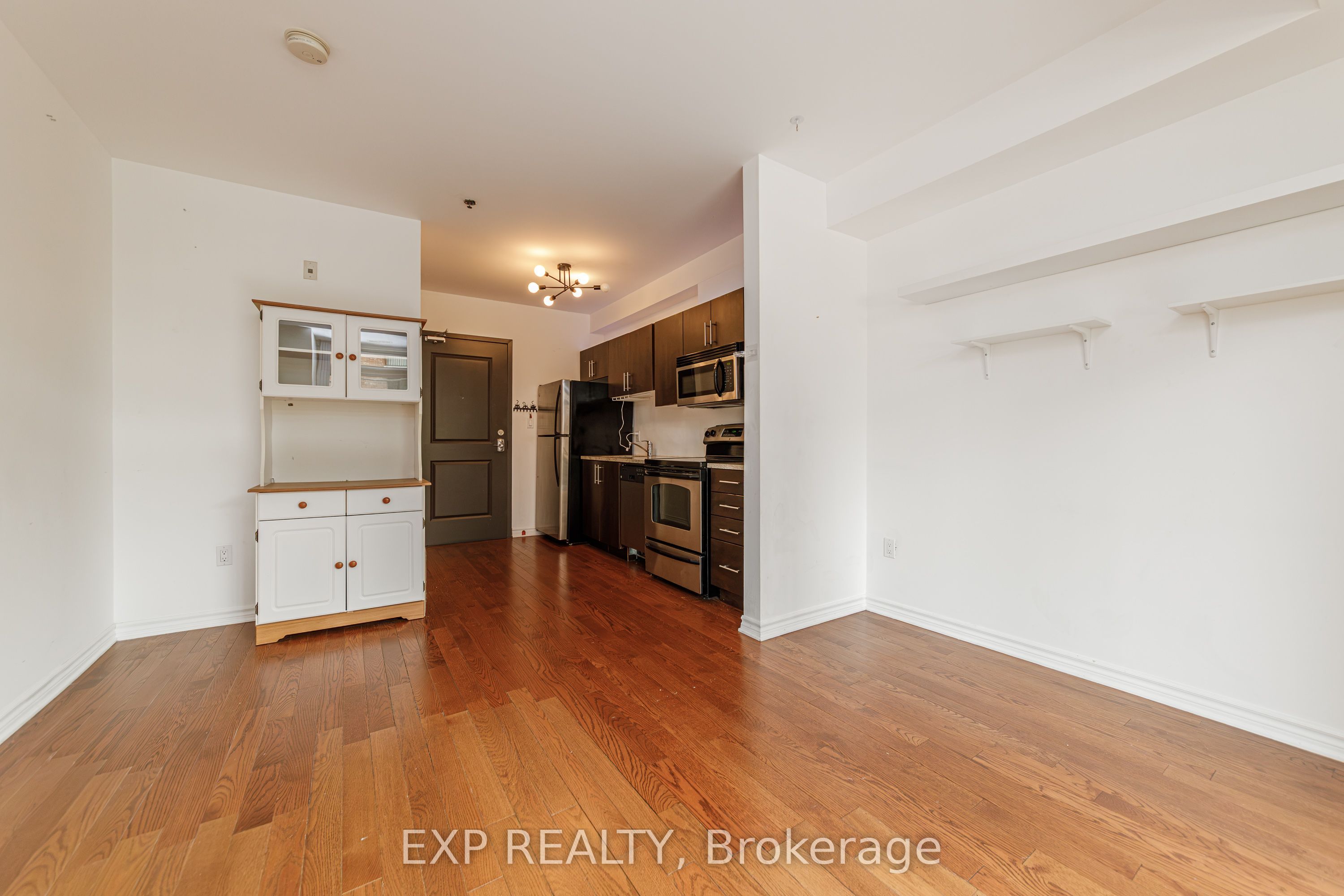 429 Kent Street 221, Ottawa Centre, ON K2P 1B5 photo 5