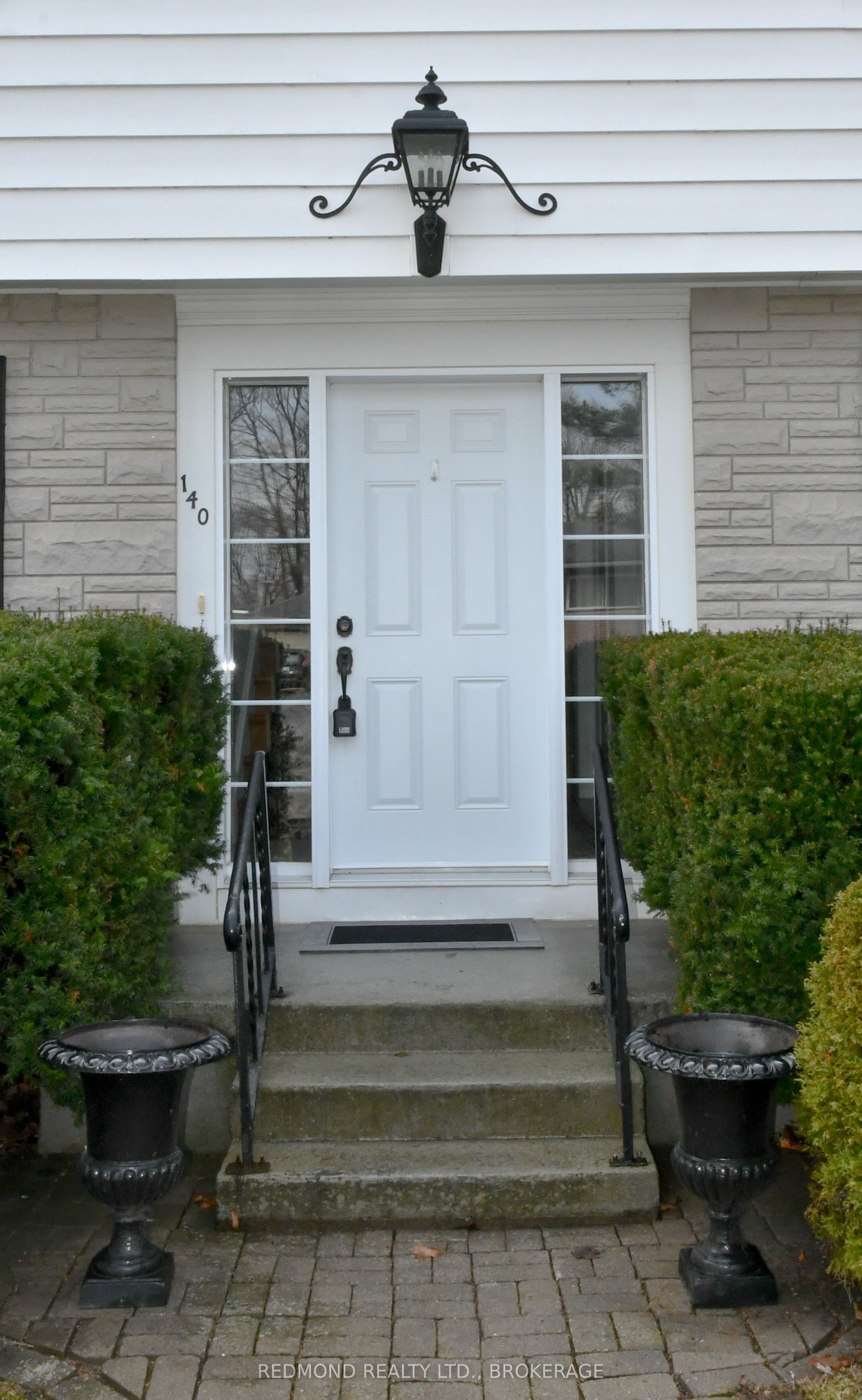140 Churchill Drive, Gananoque, ON K7G 1R8 photo 5