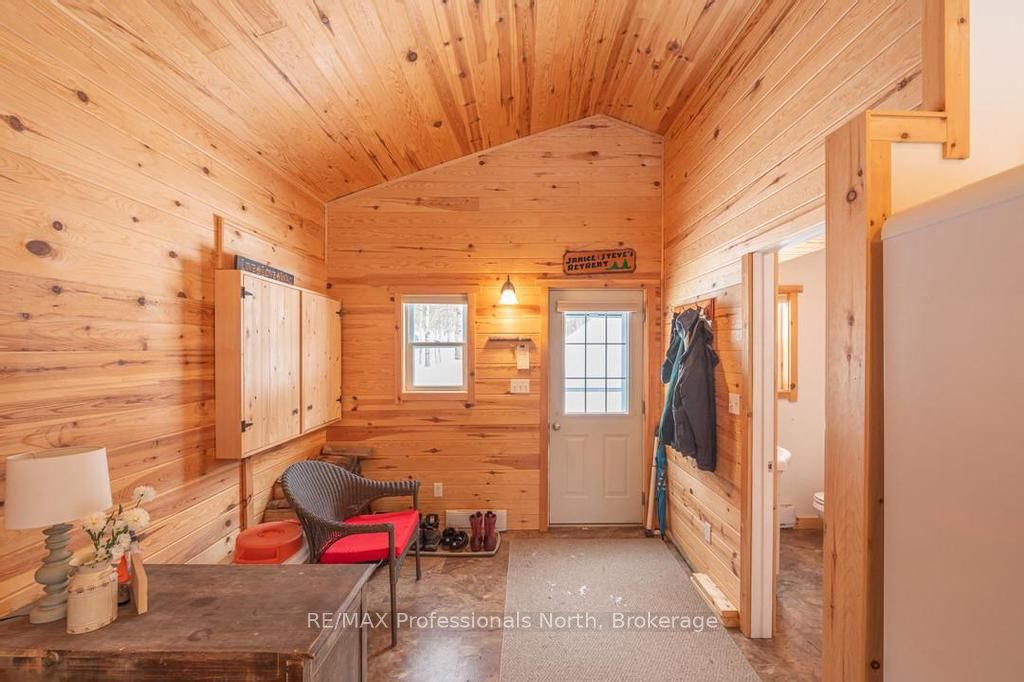 1145 Chelsea Lane, Algonquin Highlands, ON K0M 1J1 photo 3