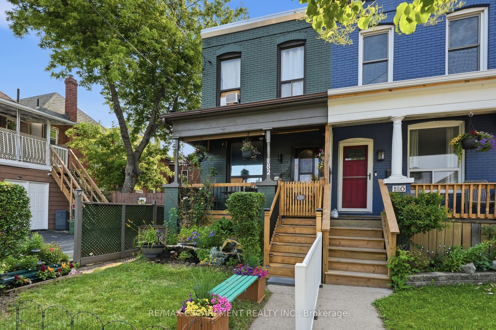182 Cavell Avenue, Hamilton, ON L8L 7E8 photo 2
