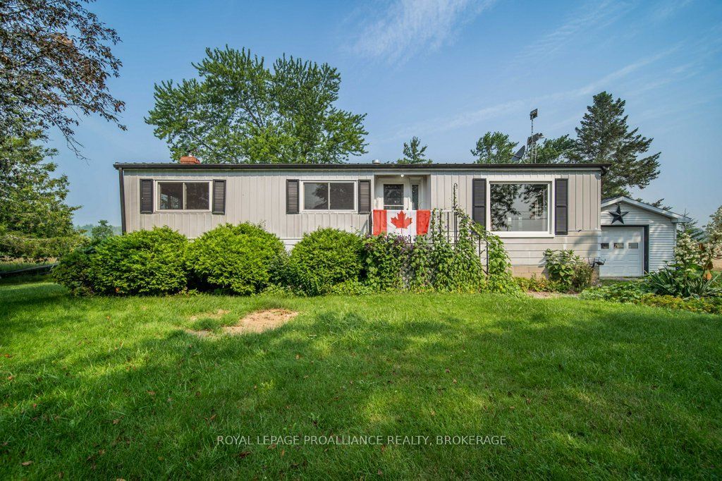 4568 County 8 Road, Greater Napanee, ON K7R 3K7 photo 2