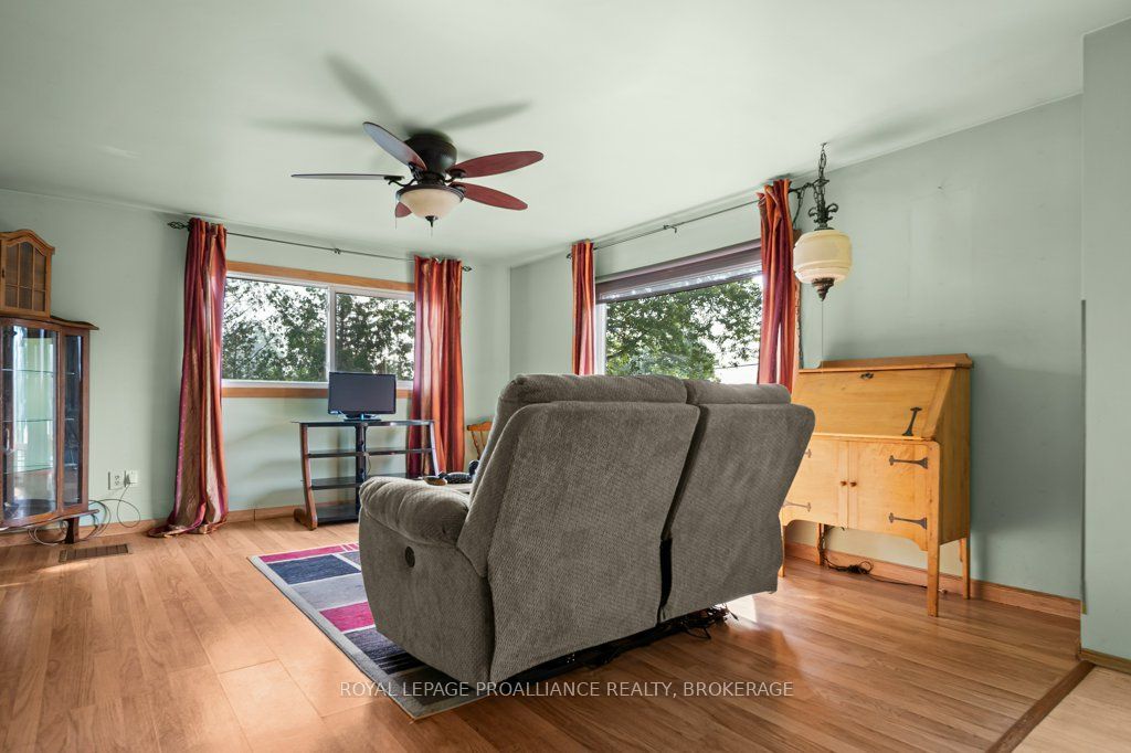 4568 County 8 Road, Greater Napanee, ON K7R 3K7 photo 5