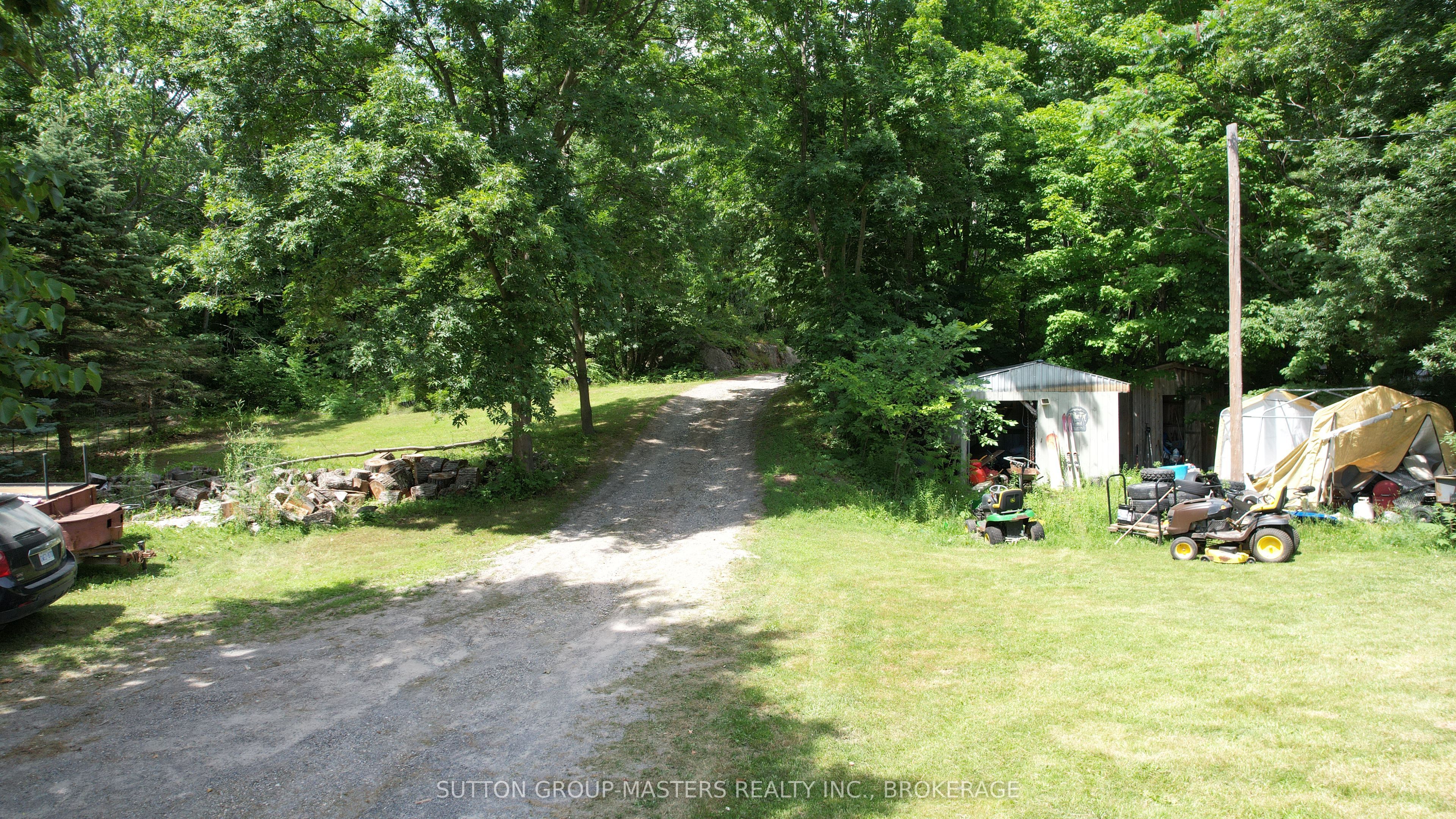 811 Pierces Lane, Leeds and the Thousand Islands, ON K0E 1N0 photo 4