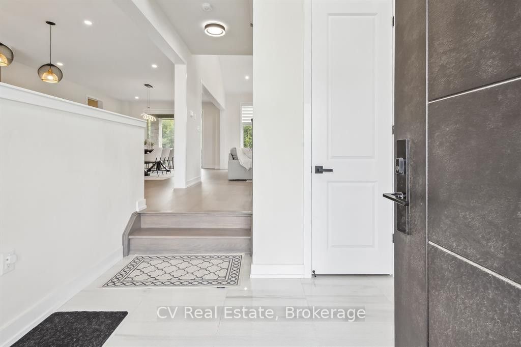 125 Stoneleigh Drive, Blue Mountains, ON L9Y 4X5 photo 5
