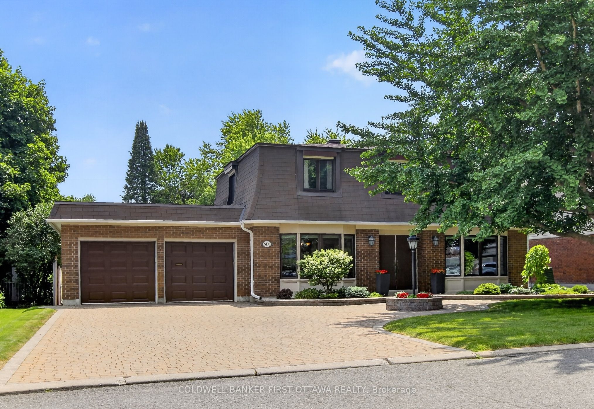 6 Cosburn Avenue, South of Baseline to Knoxdale, ON K2H 8A1 photo 2
