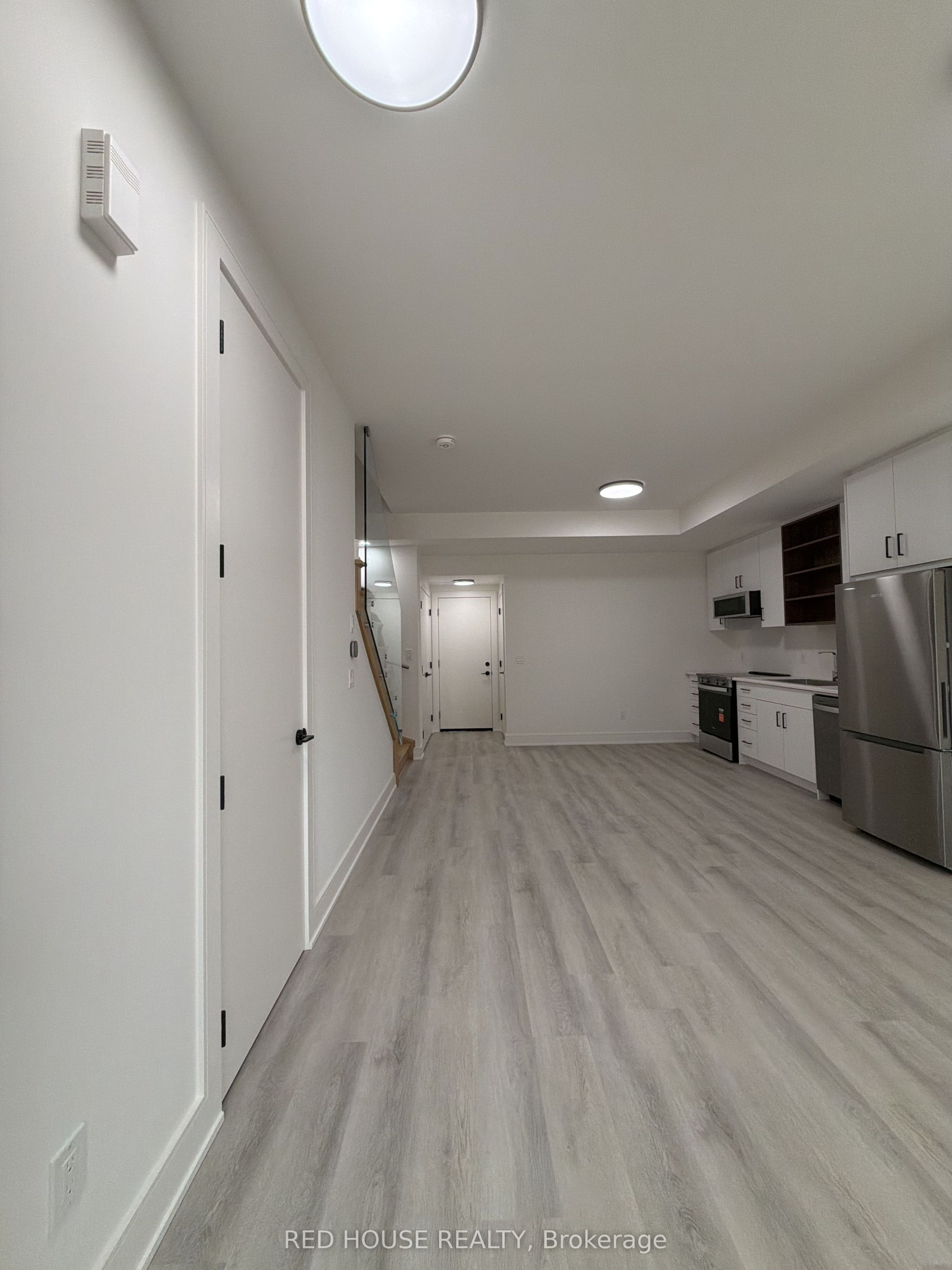 155 Everett Common, St. Catharines, ON L2P 0G8 photo 2