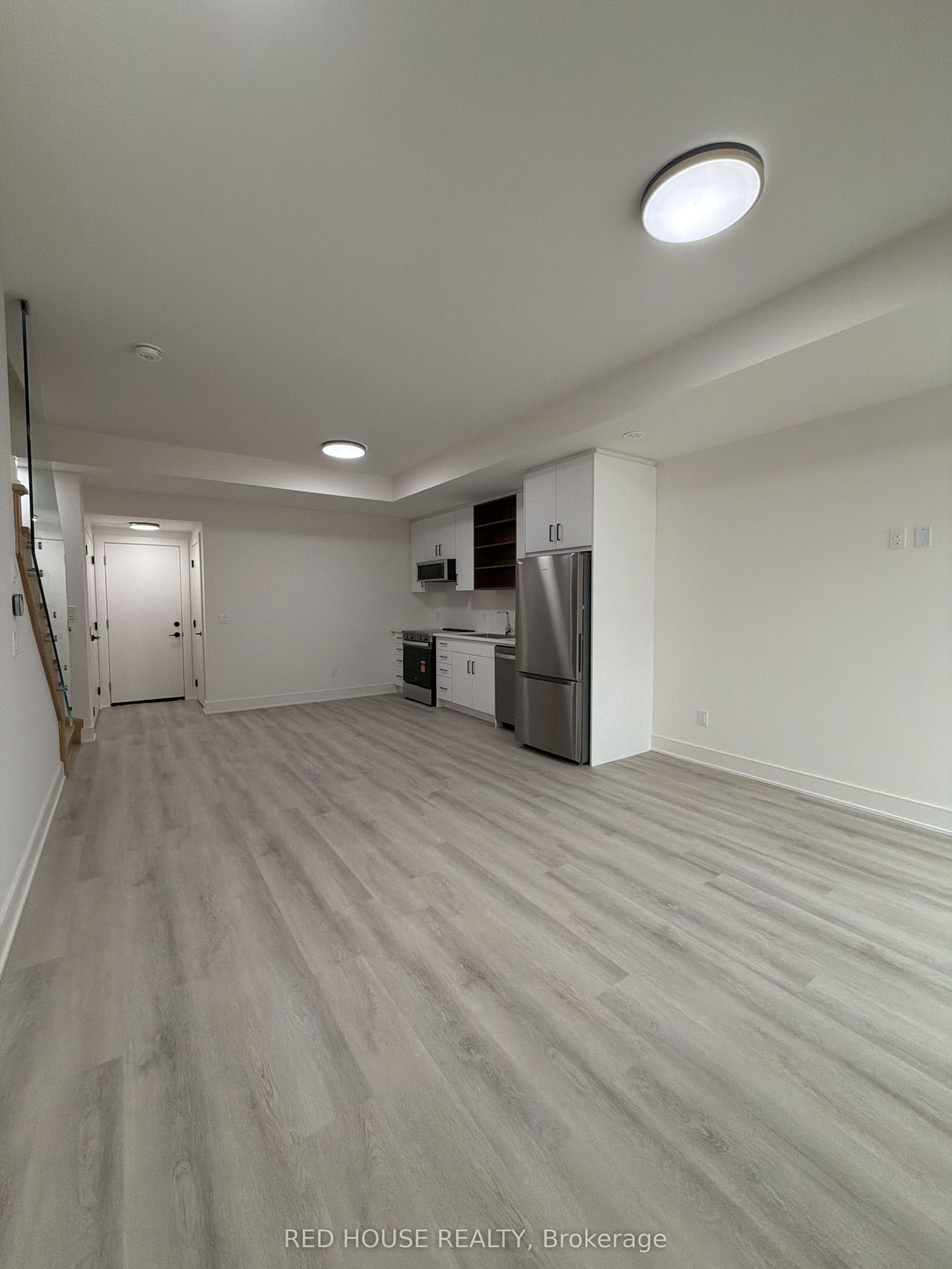 155 Everett Common, St. Catharines, ON L2P 0G8 photo 3