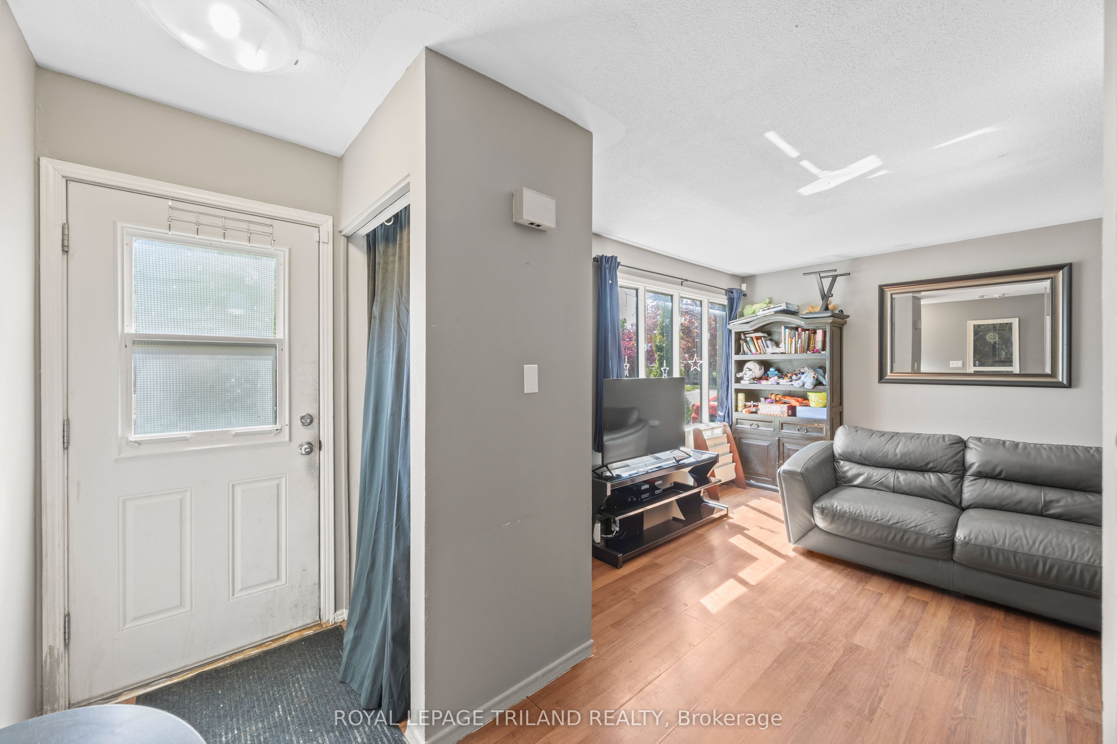 1769 Aldersbrook Road, London North, ON N6G 3E2 photo 5