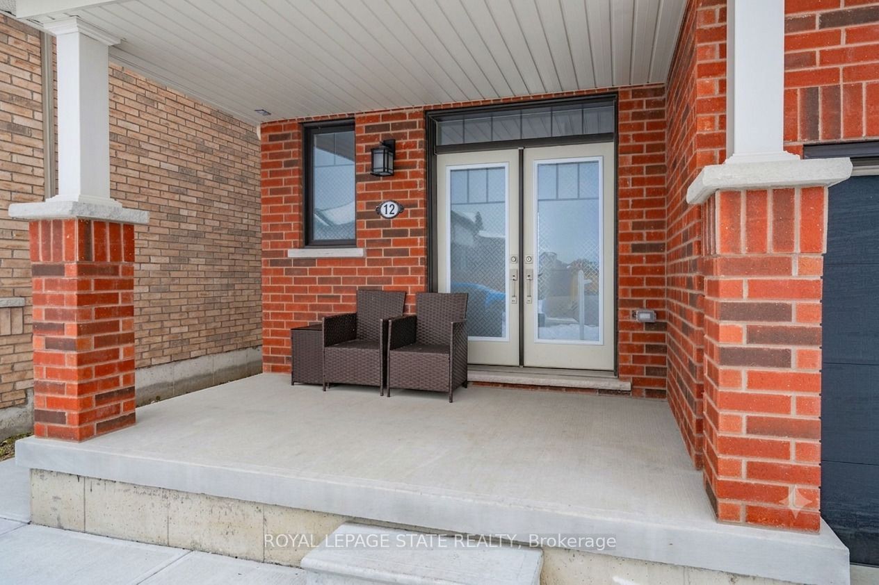 12 TOFFEE Trail, Hamilton, ON L8J 0M2 photo 2