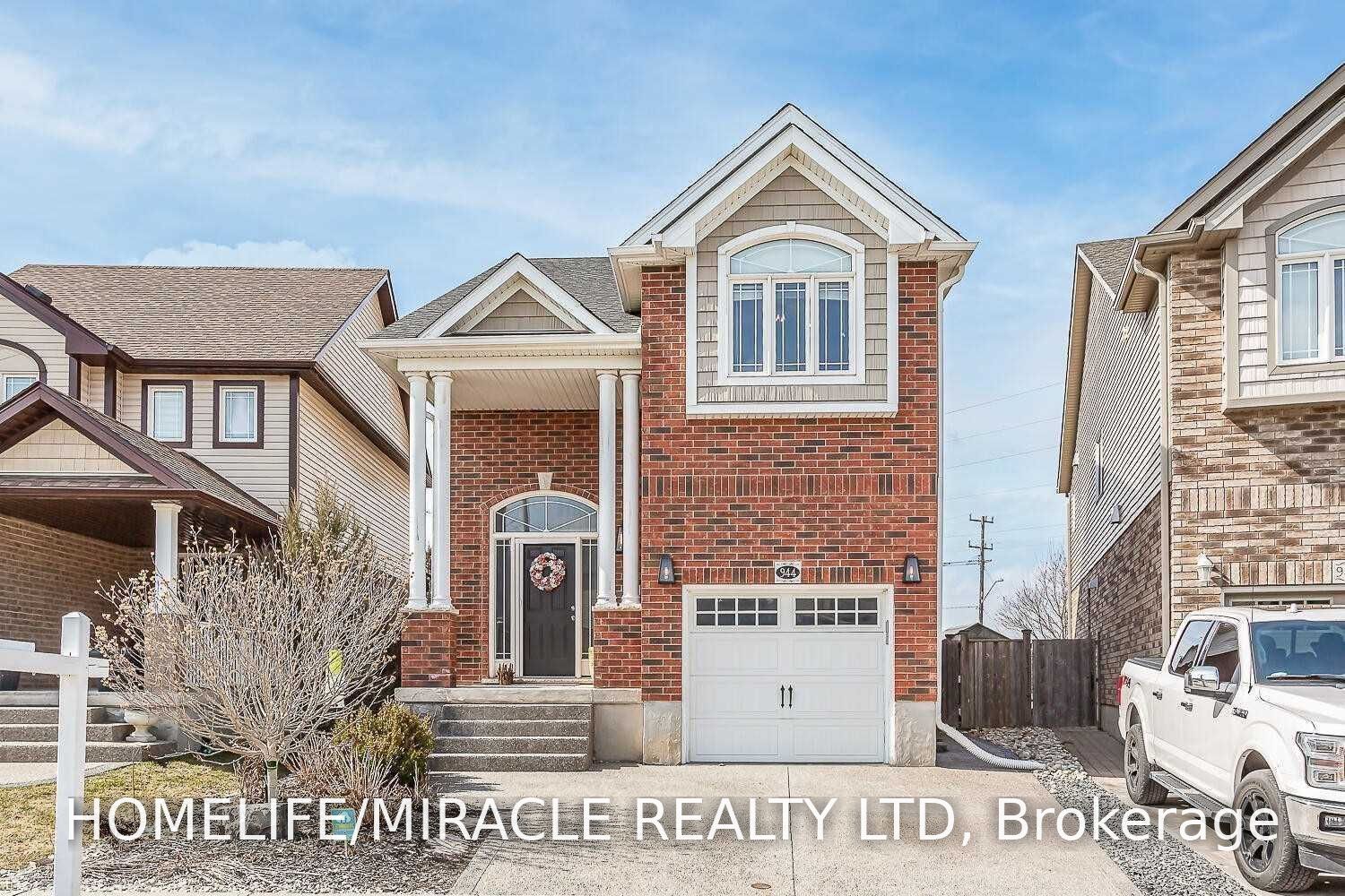 944 Dunblane Court, Kitchener, ON N2R 1W9
