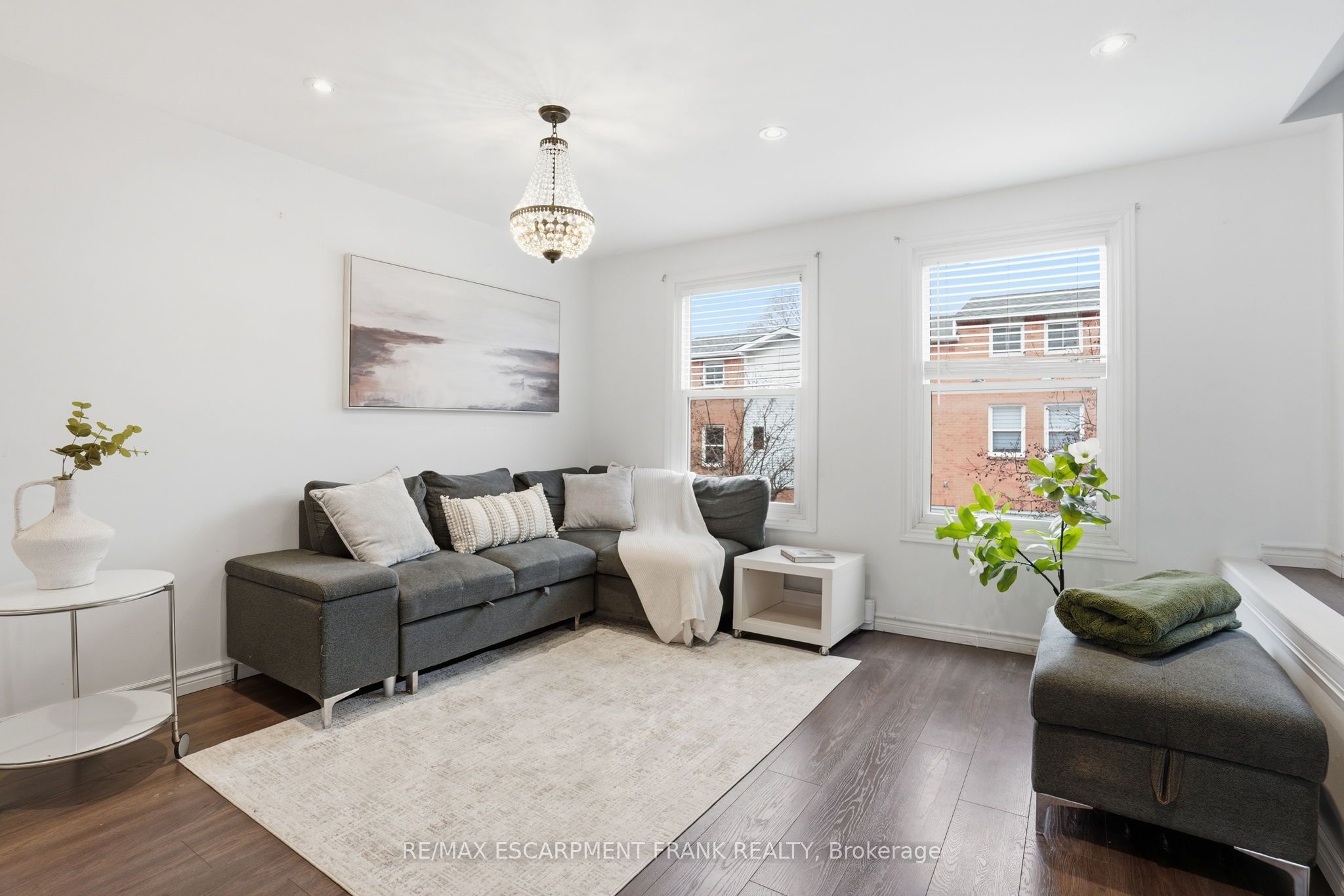 1255 Upper Gage Avenue 15, Hamilton, ON L8W 3C7