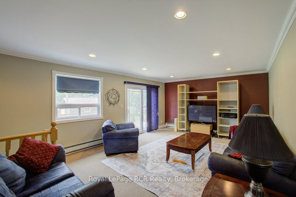 14 William Street, Perth East, ON N0K 1M0 photo 5