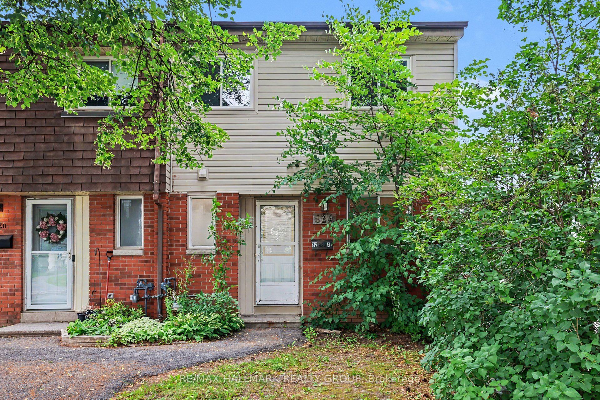 32A Sonnet Crescent 18, Bells Corners and South to Fallowfield, ON K2H 8W7