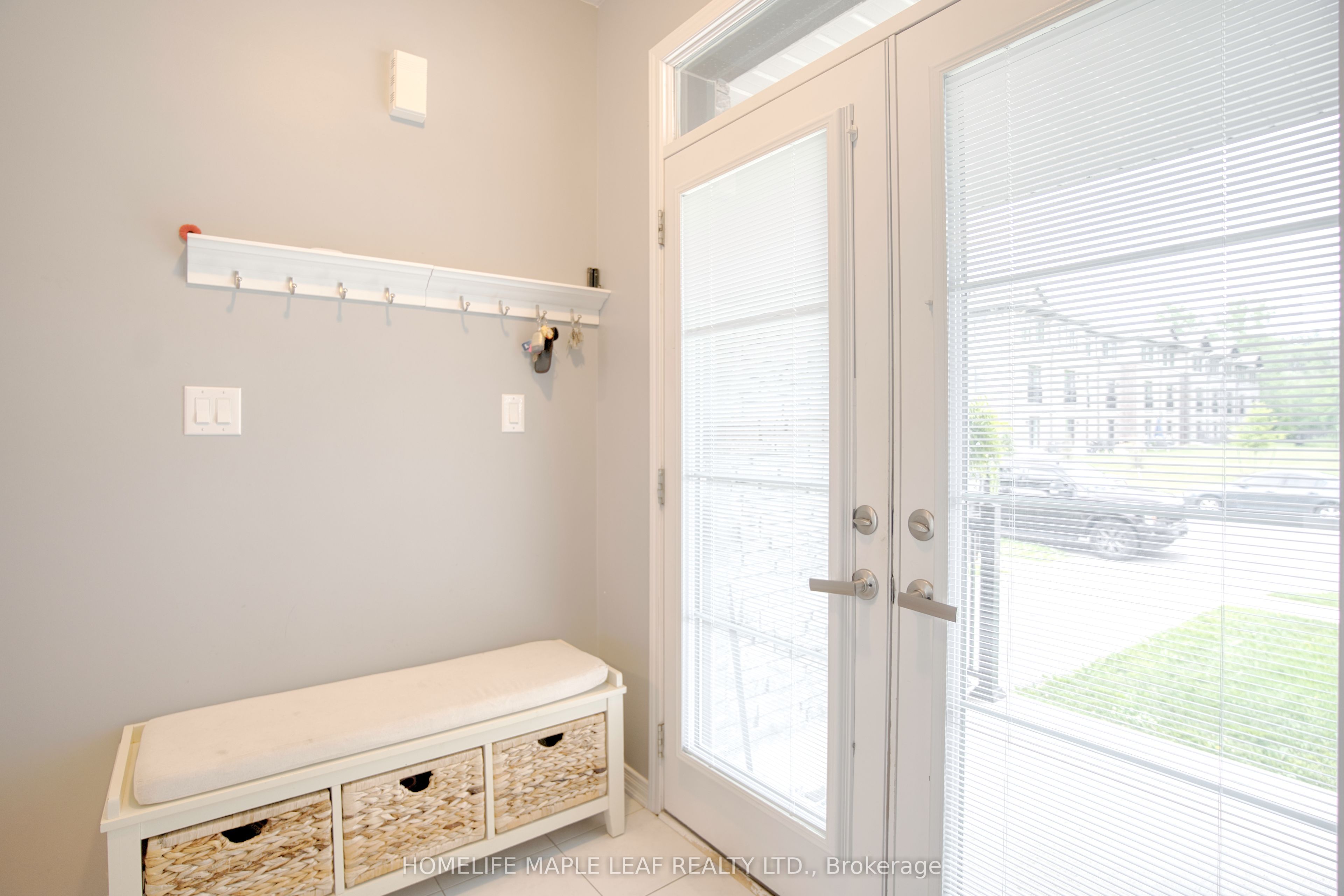 232 BEDROCK Drive S, Hamilton, ON L8J 0M2 photo 4