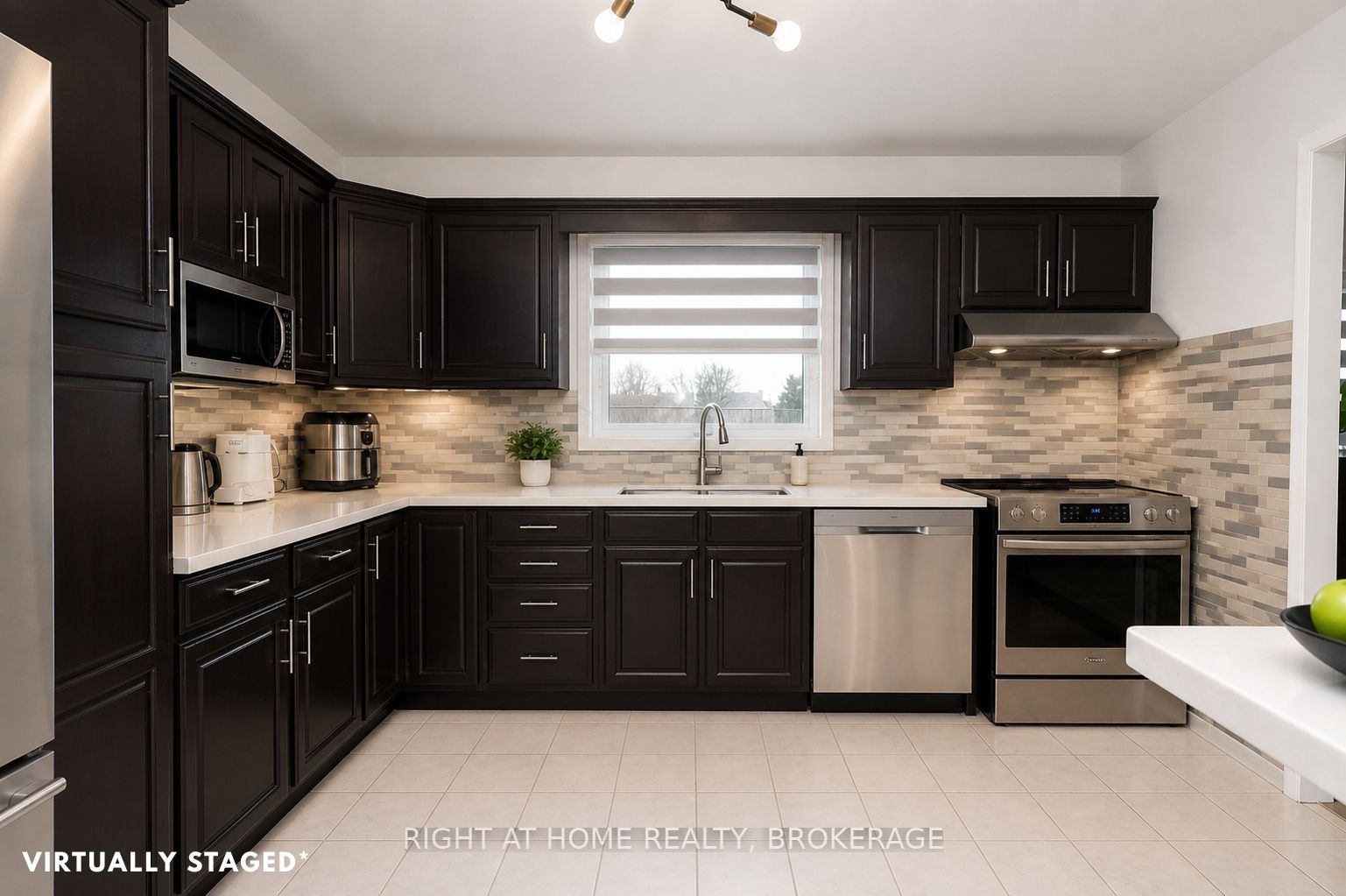 7698 Mulhern Street, Niagara Falls, ON L2H 1B5 photo 4
