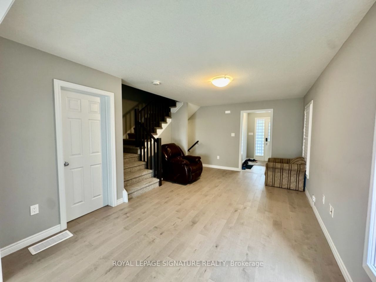 6 Lee Street, Guelph, ON N1E 7H1 photo 3