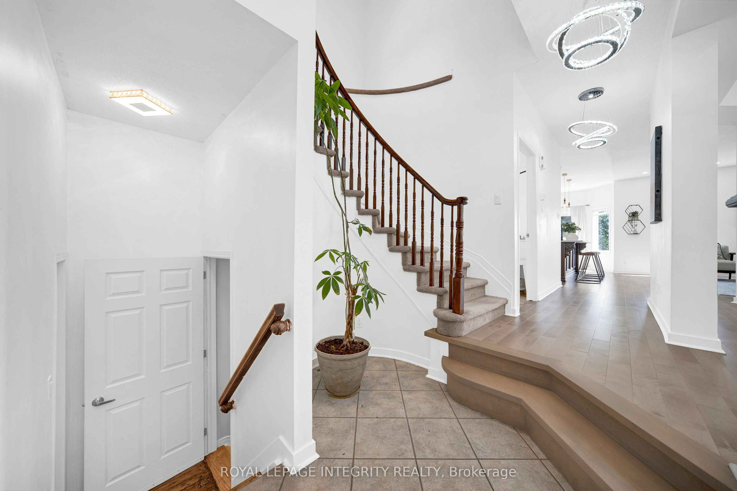 69 Goldridge Drive, Kanata, ON K2T 1E9 photo 5