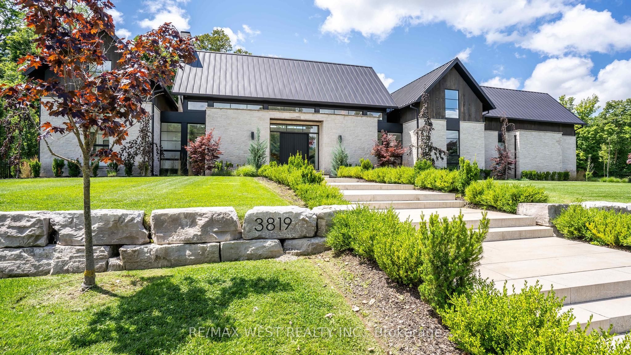 3819 Deer Trail, London South, ON N6P 1E6 photo 2