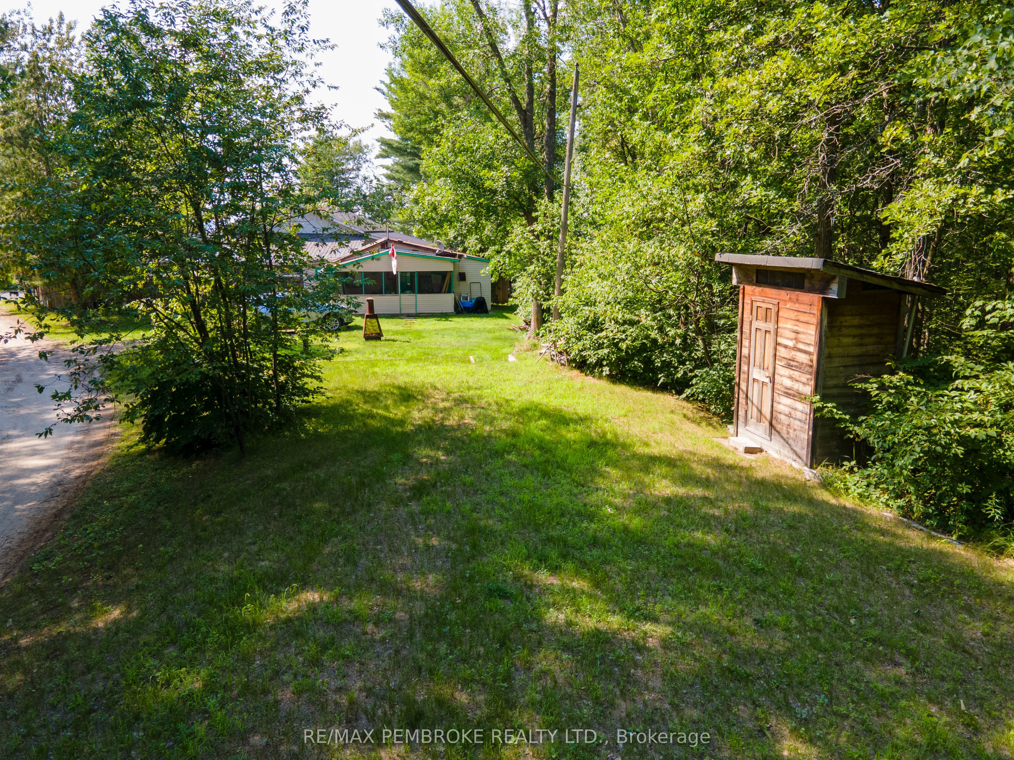 19B Moores Beach Road, Whitewater Region, ON K0J 2L0 photo 3
