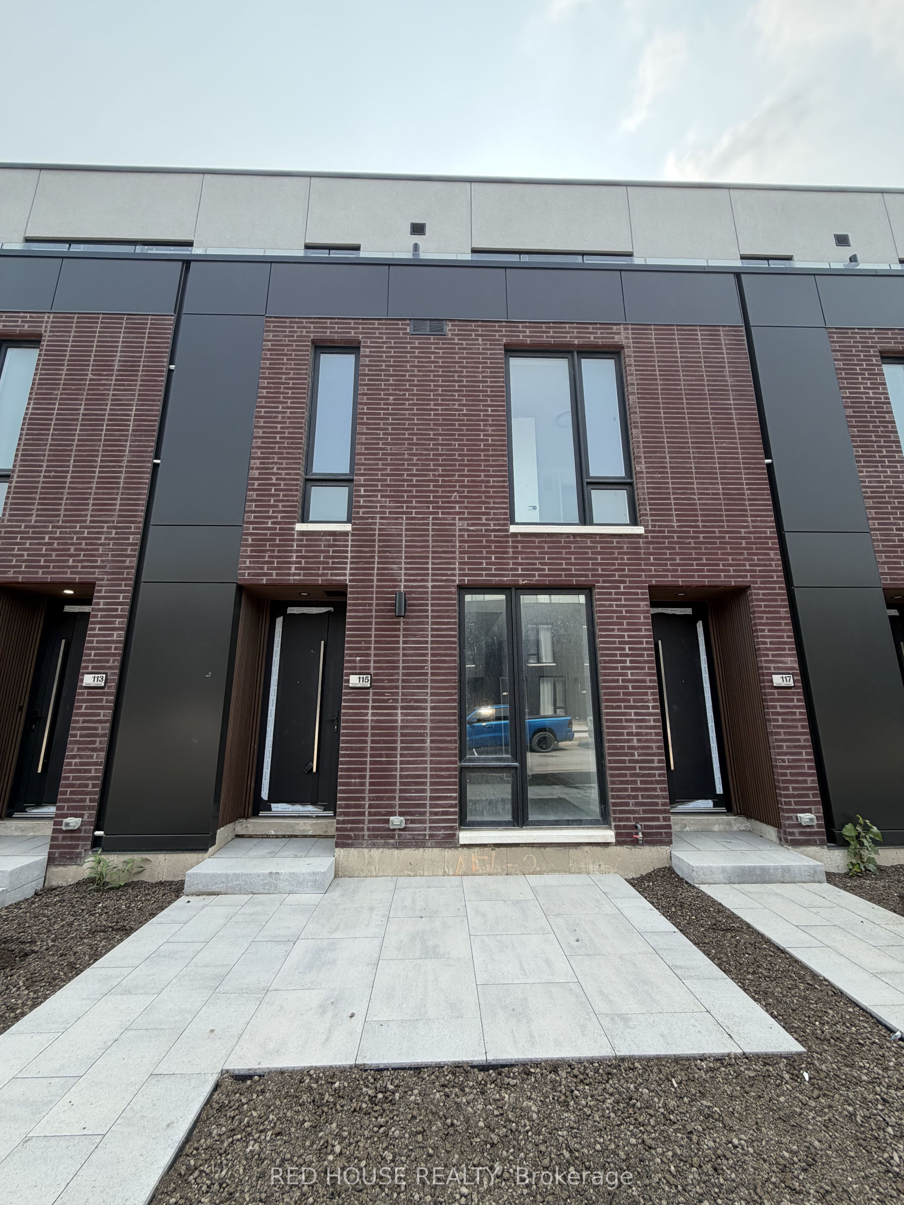 115 Everett Common, St. Catharines, ON L2P 0G8