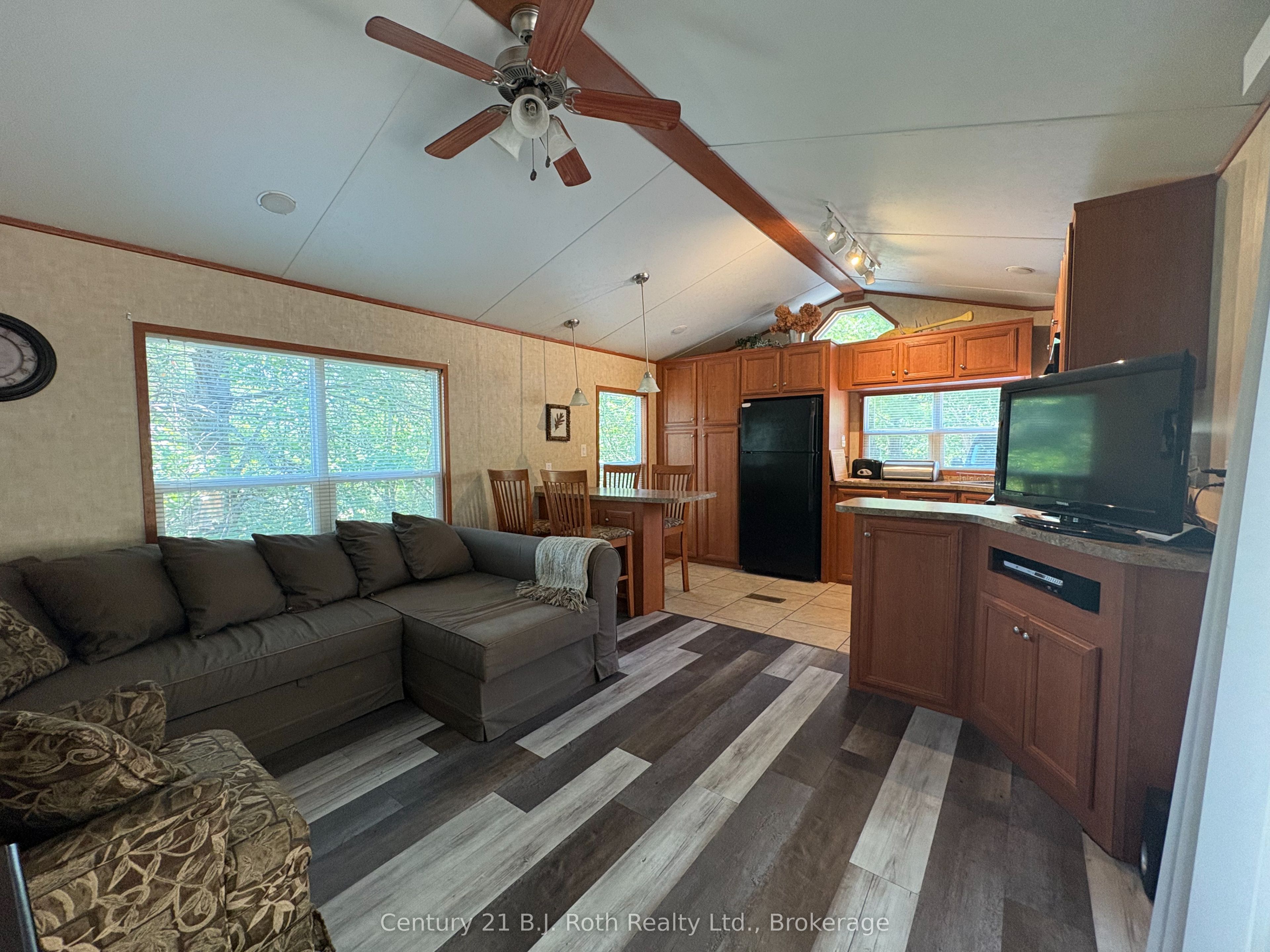 1336 South Morrison Lake Road 11 Maple Ridge, Gravenhurst, ON P0E 1N0 photo 5