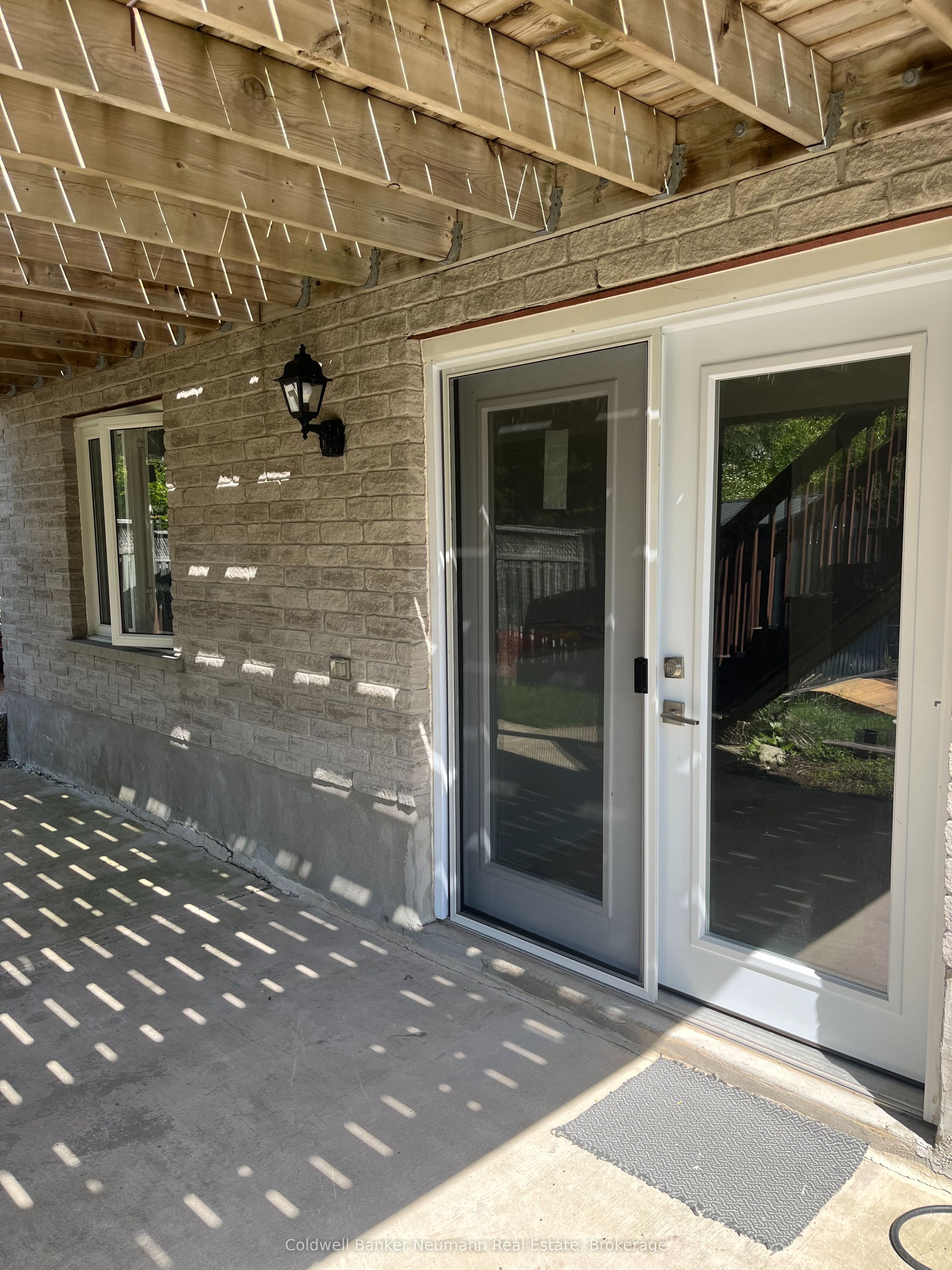 198 Summerfield Drive LOWER, Guelph, ON N1L 1L3 photo 5