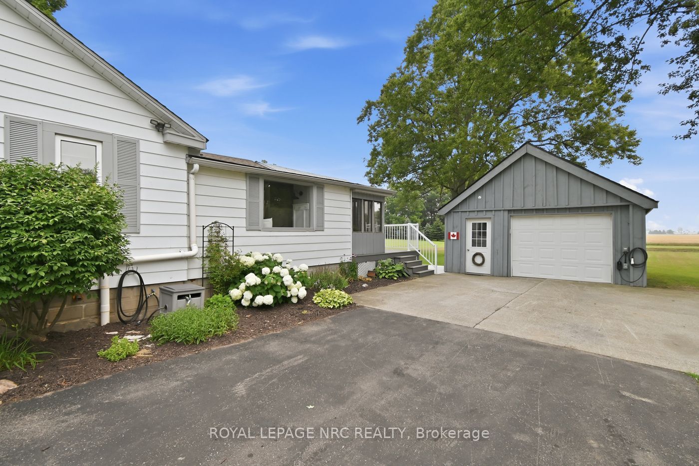 43289 Pettit Road, Wainfleet, ON L0S 1V0 photo 2