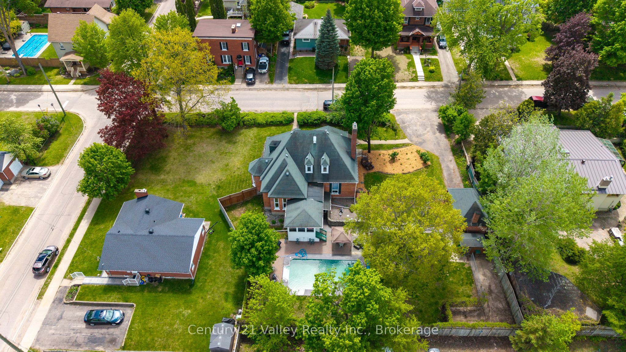 311 Supple Street, Pembroke, ON K8A 3H3 photo 4