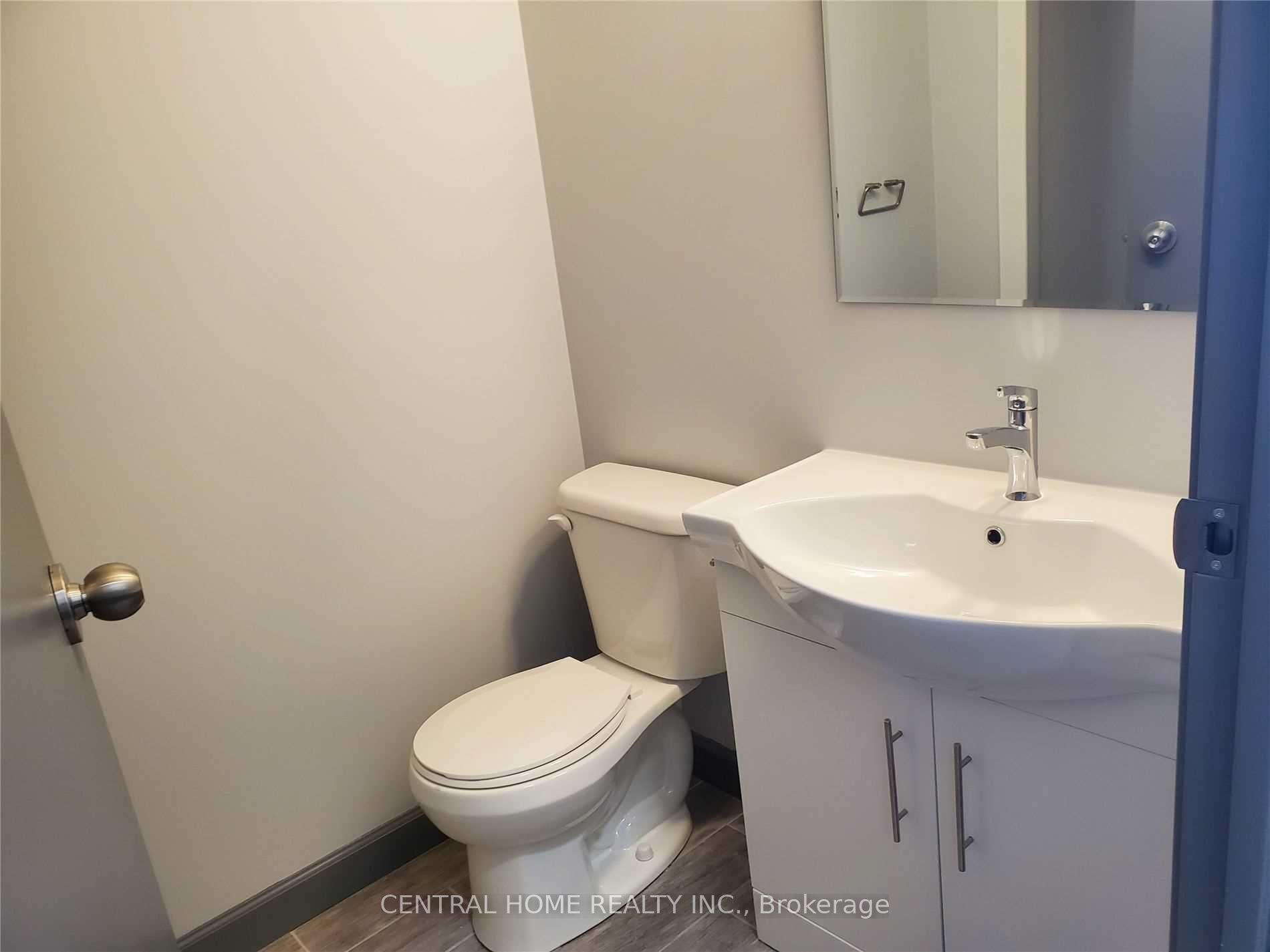 77 Leland Street 106, Hamilton, ON L8S 3A1 photo 5