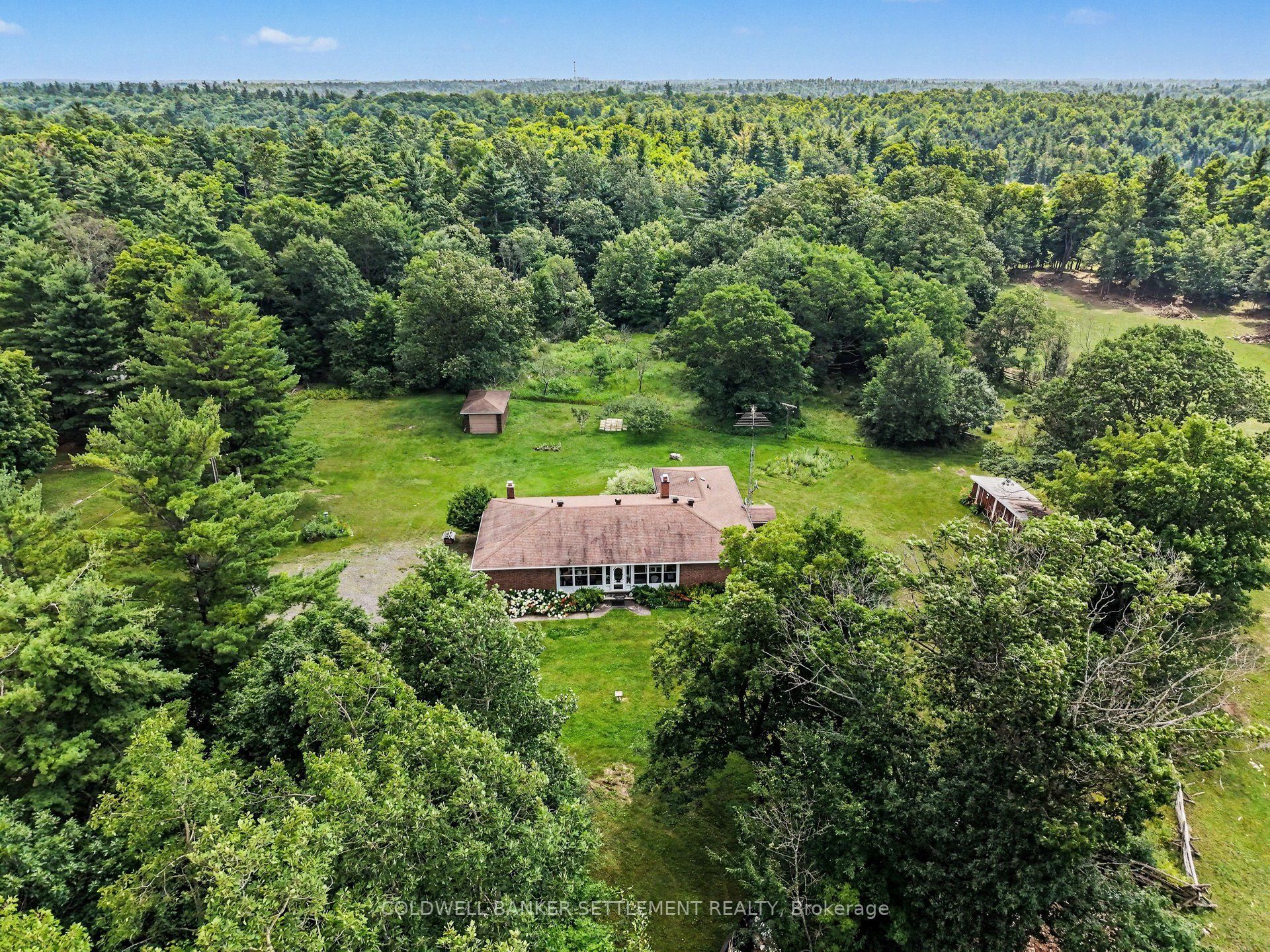 343 Ennis Road, Tay Valley, ON K0G 1A0