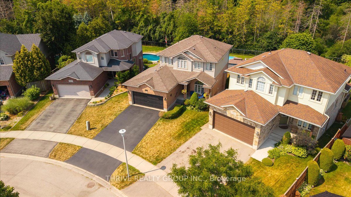 1571 Blackmaple Crescent, London East, ON N5Y 6L7 photo 3