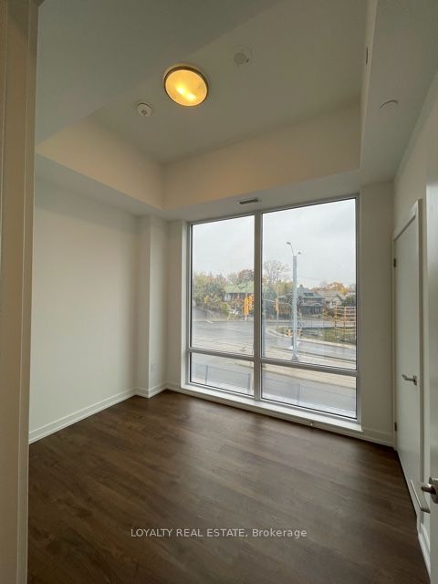 5 Wellington Street S 207, Kitchener, ON N2G 0E3
