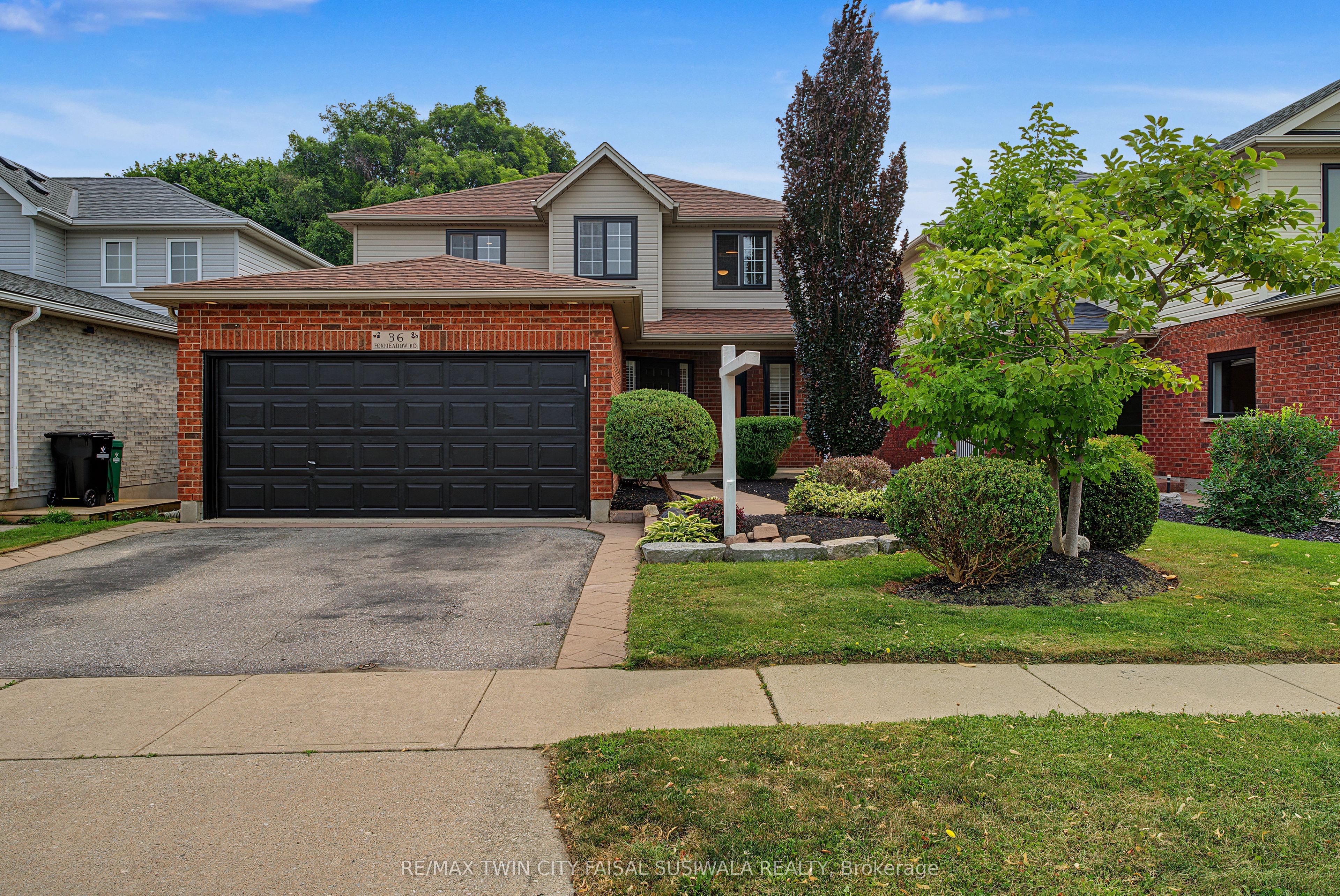 36 Foxmeadow Road, Cambridge, ON N1P 1J2