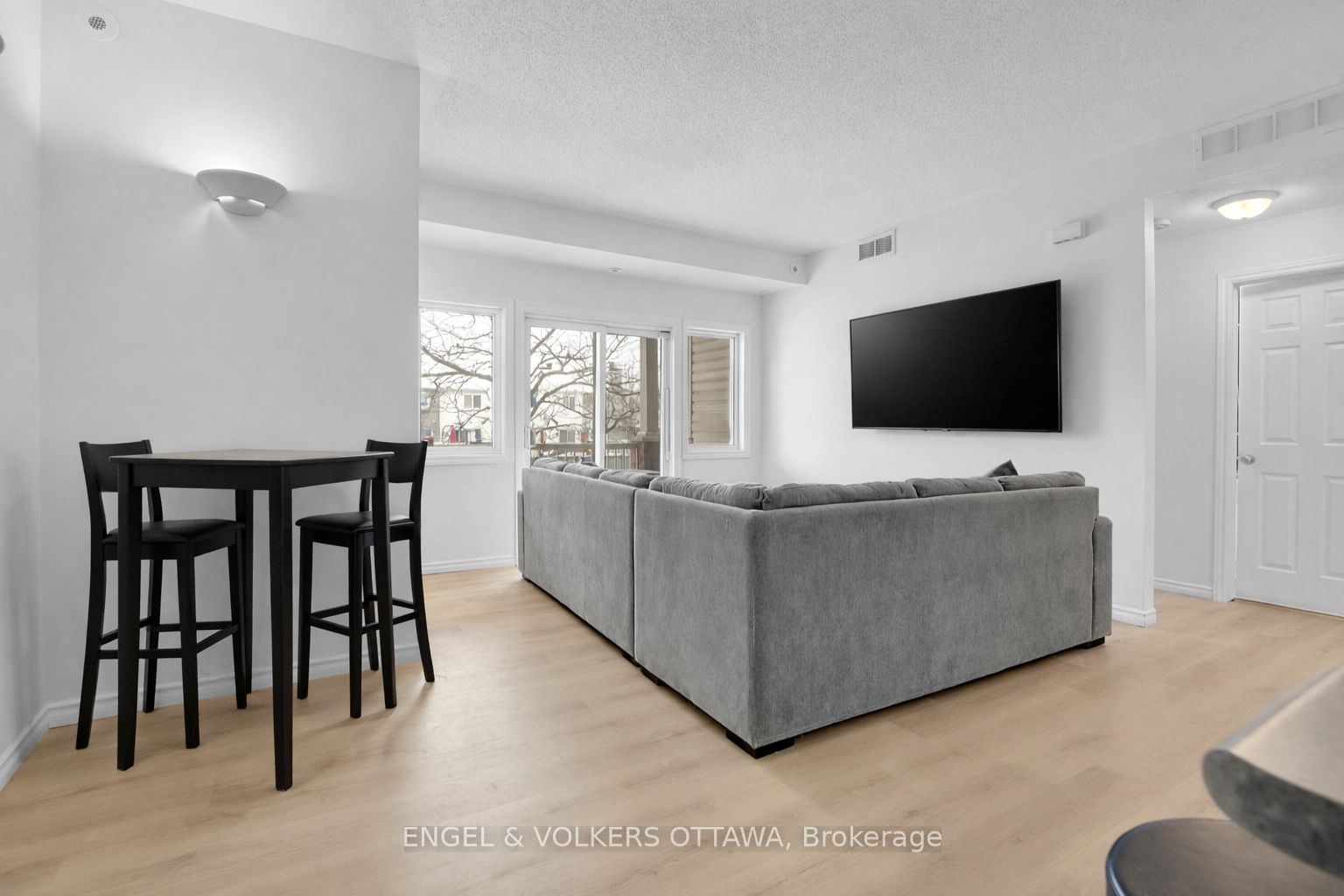 165 Waterbridge Drive 5, Barrhaven, ON K2G 7G3 photo 5