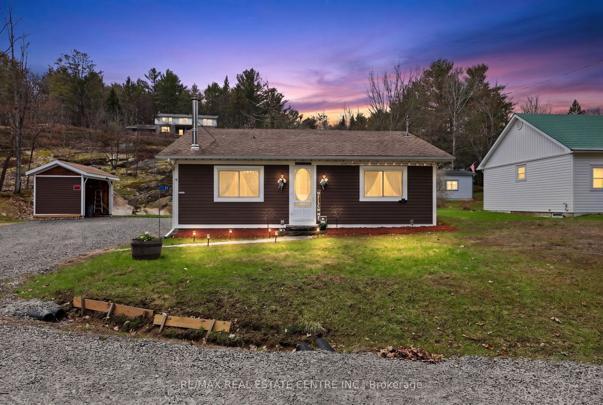 17 MCCLURE Lane, Huntsville, ON P0B 1L0 photo 2