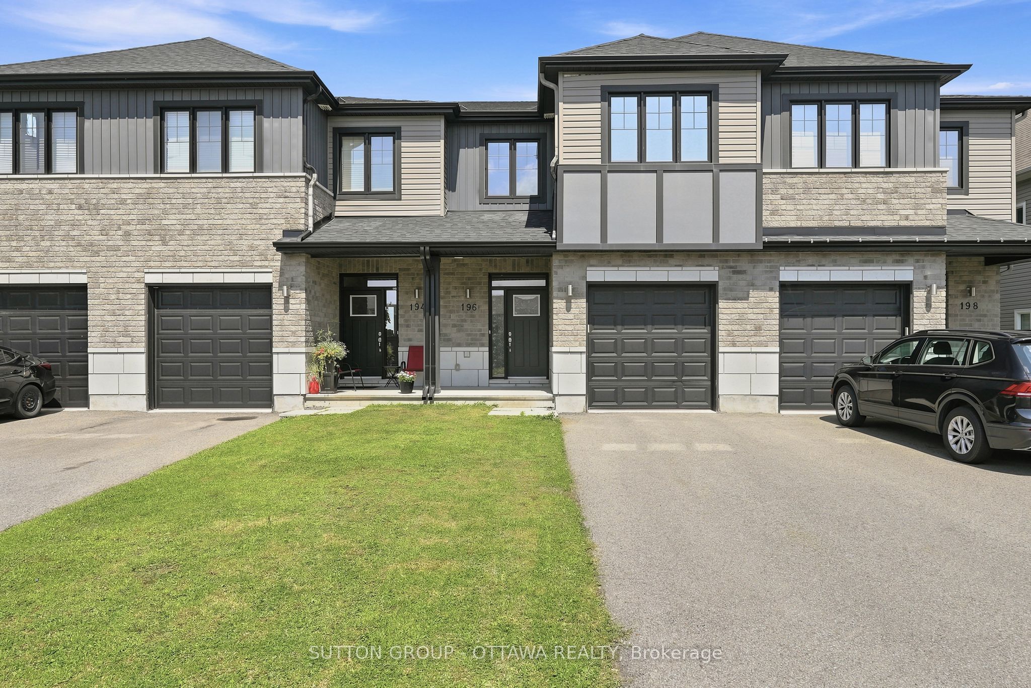 196 Jardiniere Street, Stittsville - Munster - Richmond, ON K2S 2K2